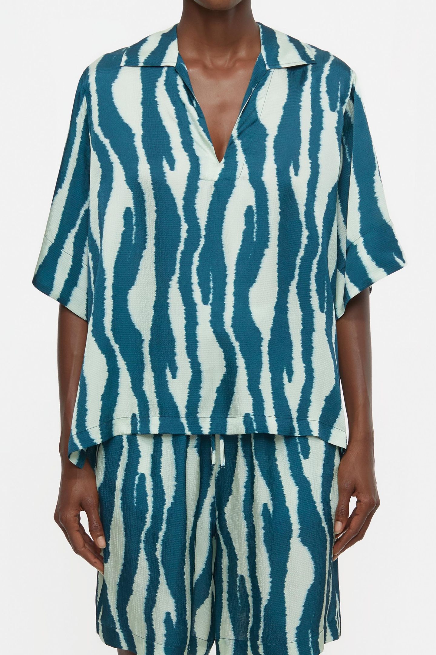 SHORT SLEEVE TUNIC SHIRTS & BLOUSES MIDNIGHT LAKE 3