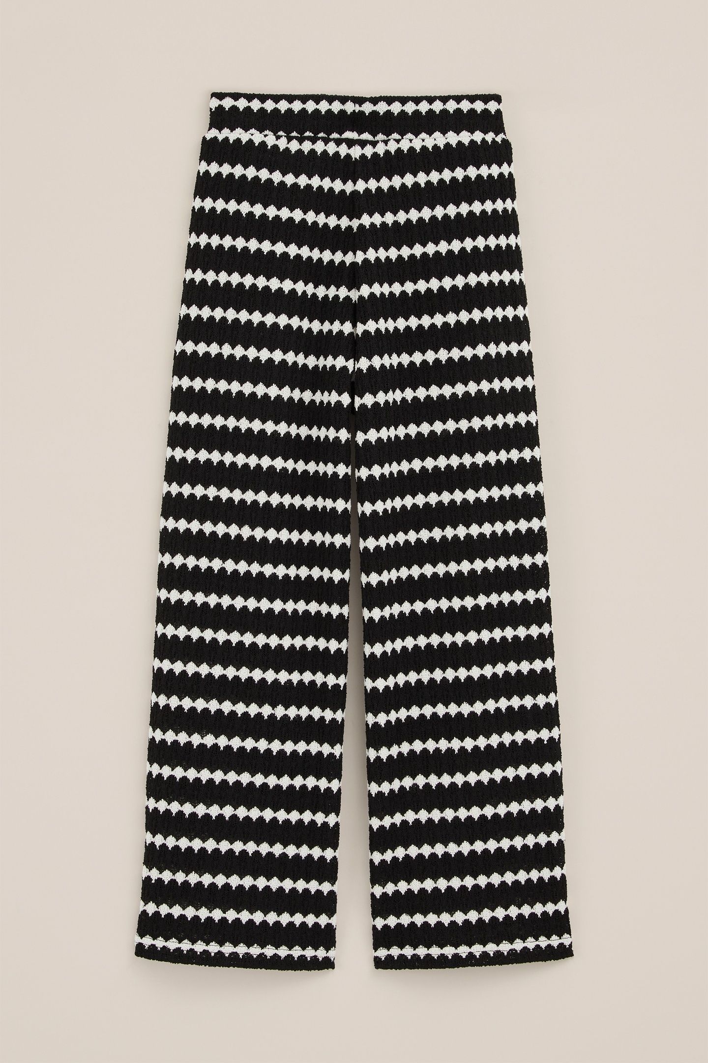 TROUSER BLACK 3
