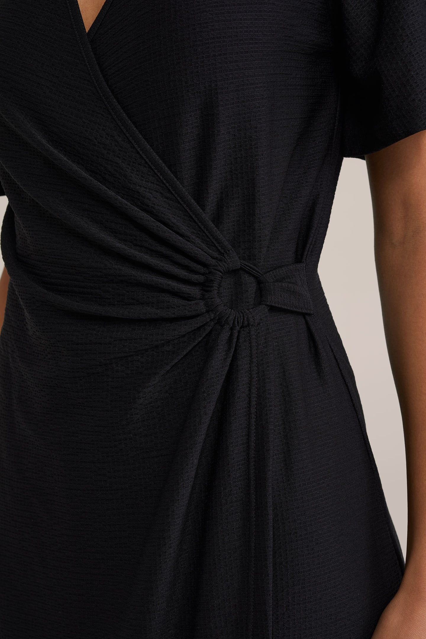 DRESS MID LENGTH BLACK 6