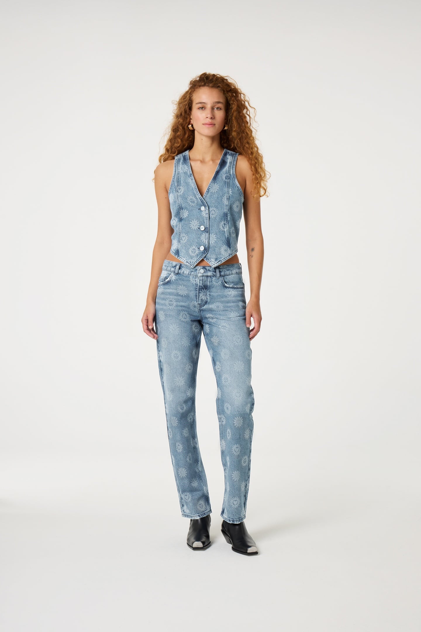 GIGI DENIM GILET MID BLUE PRINTED 1