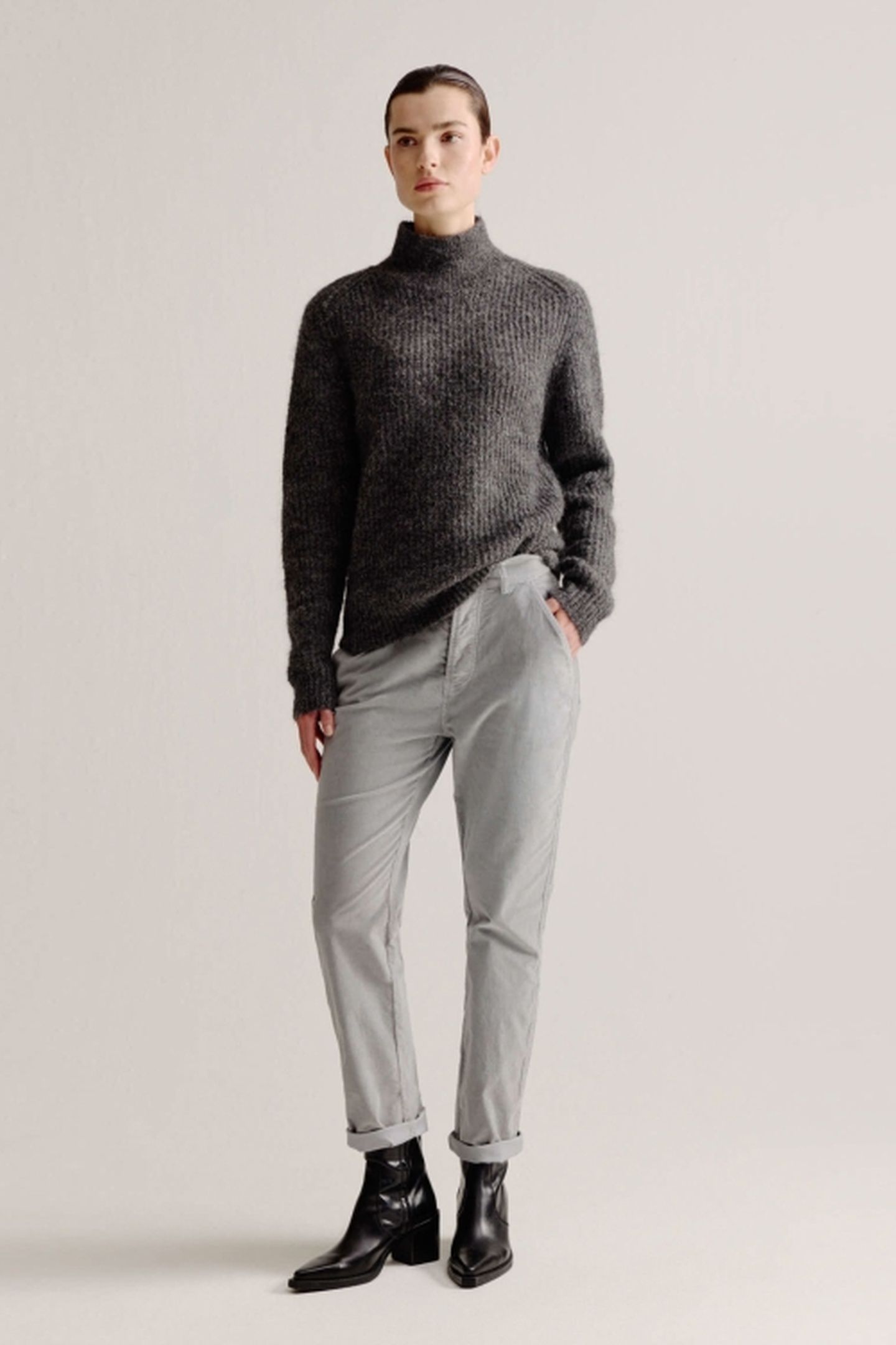 AURORA SWEATER ANTHRACITE 2