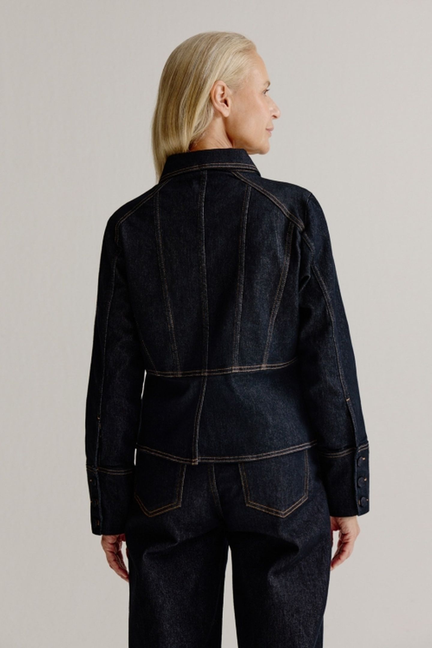 LINN JACKET BLACK 4