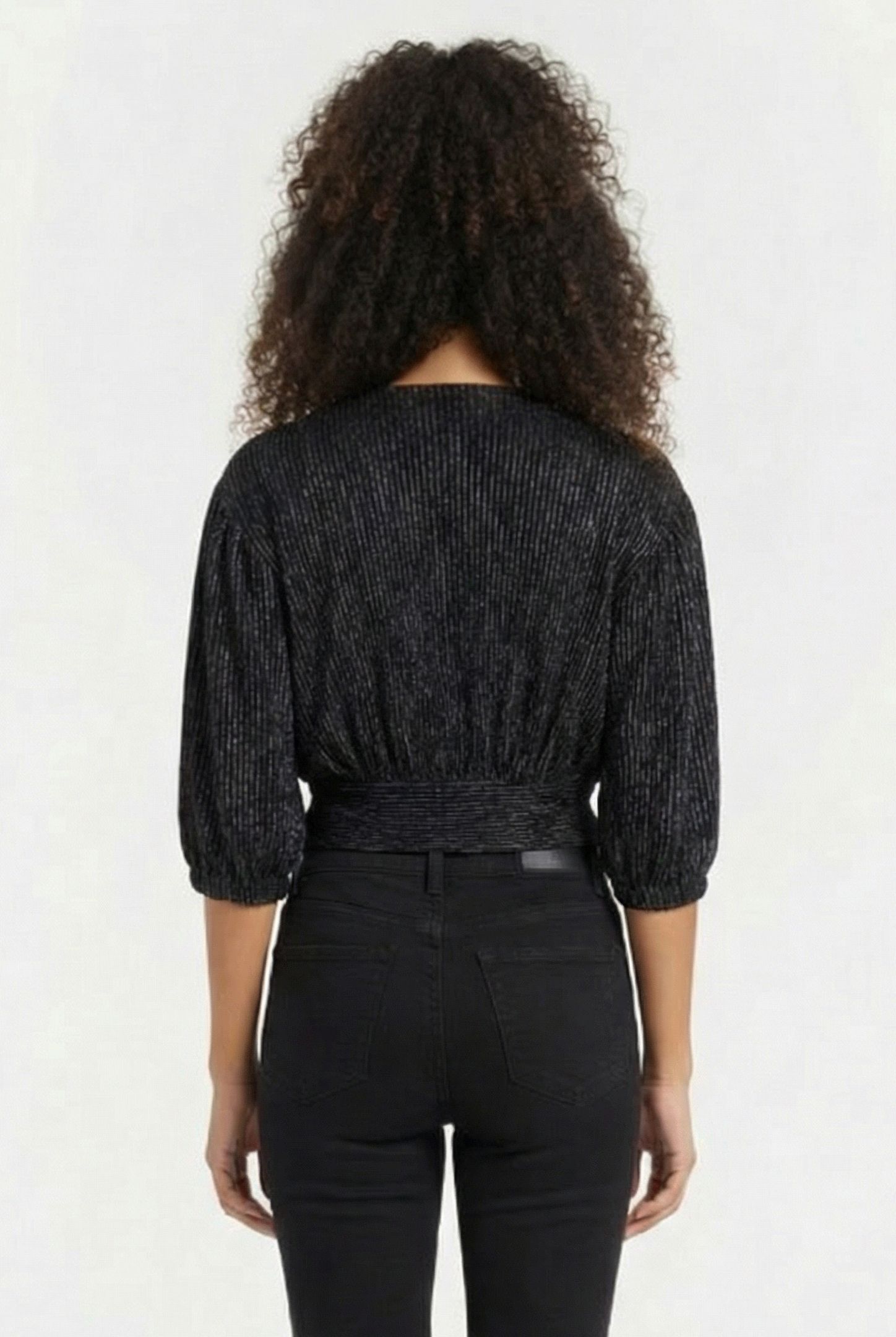 LISETTA BLACK 2