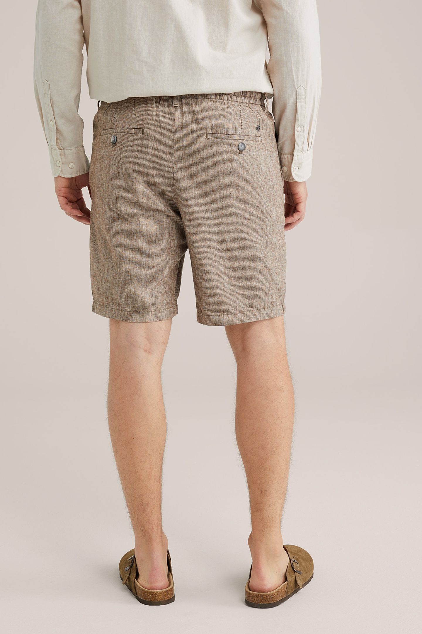 SHORT BROWN 7