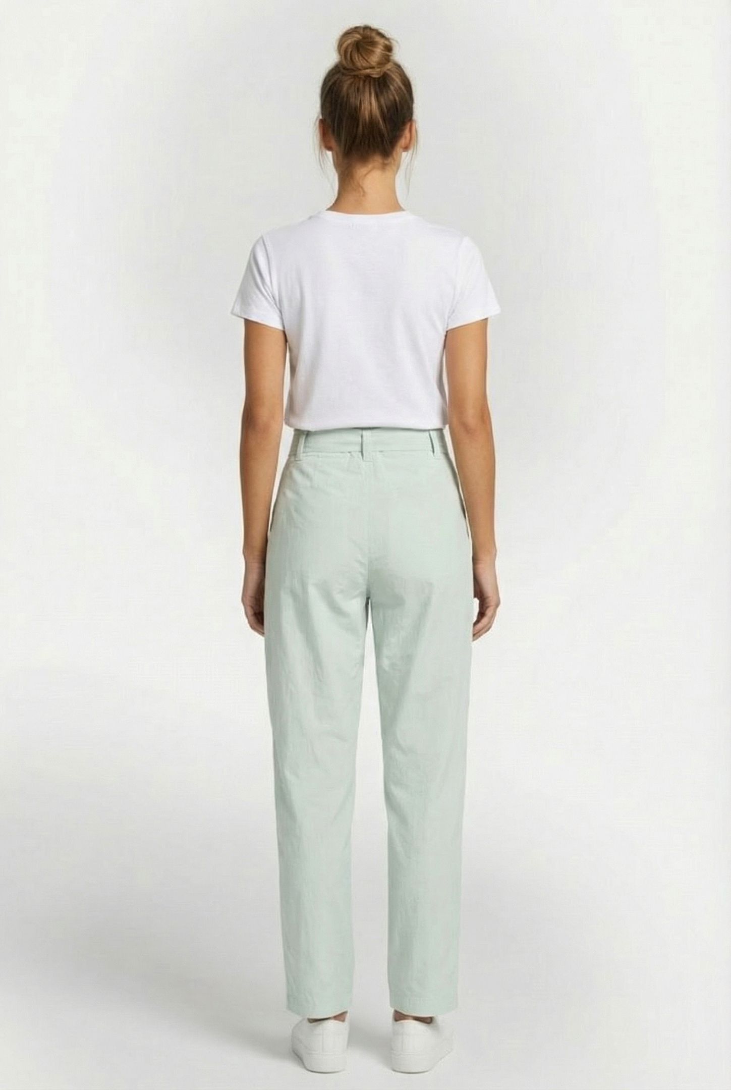 LAARS LIGHT GREEN 2