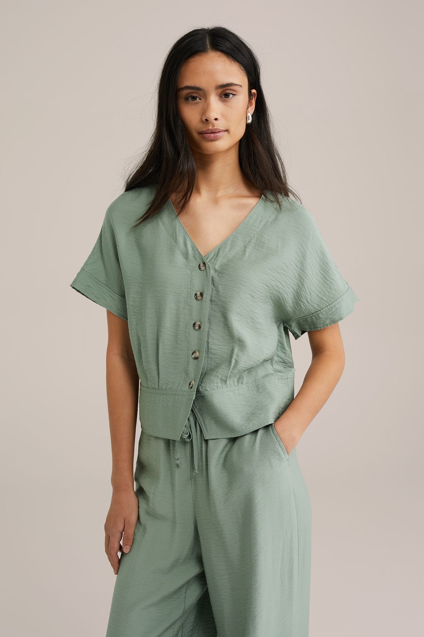 BLOUSE LIGHT GREEN 8