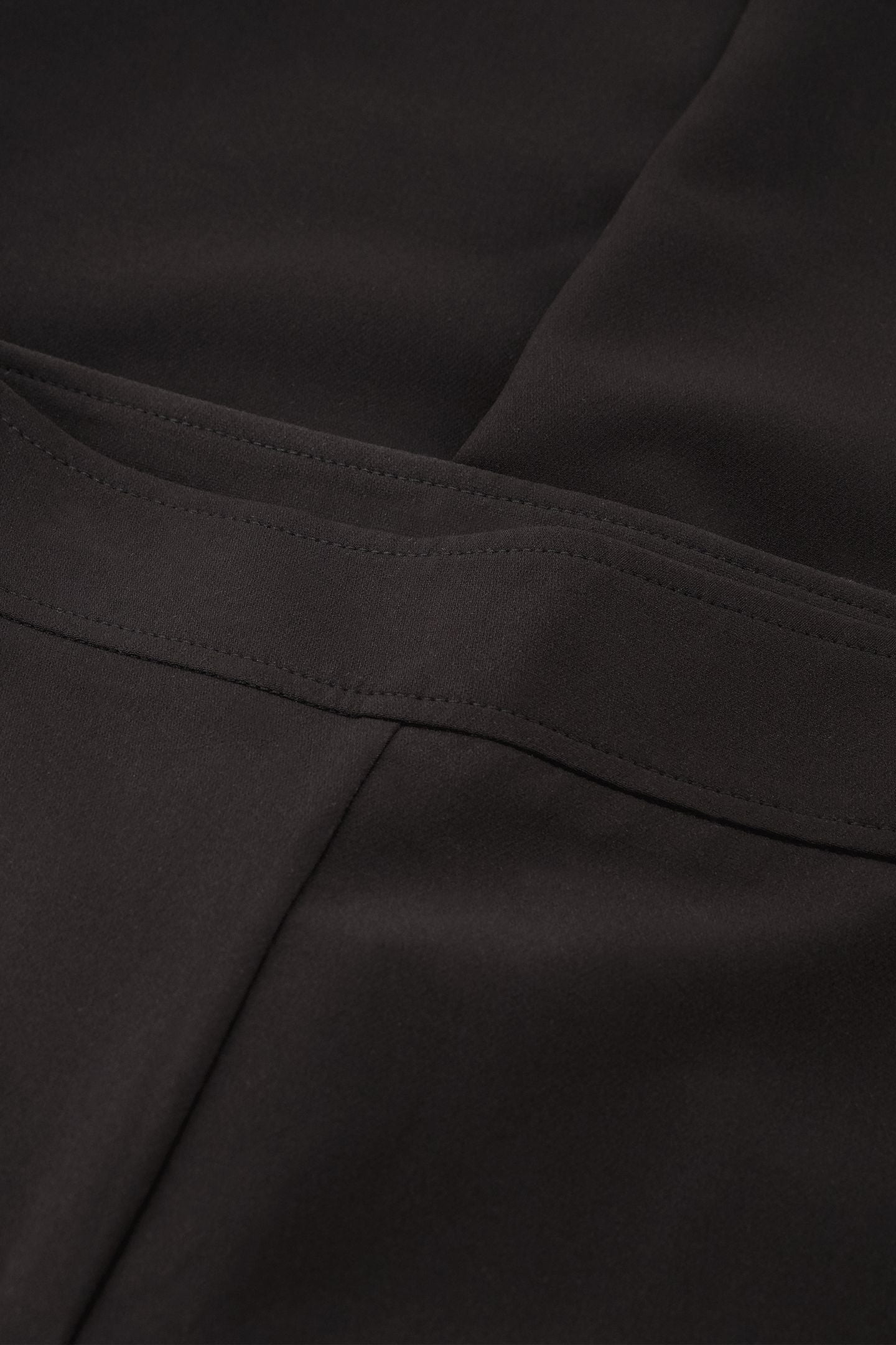 GAIAA PANTS BLACK 5