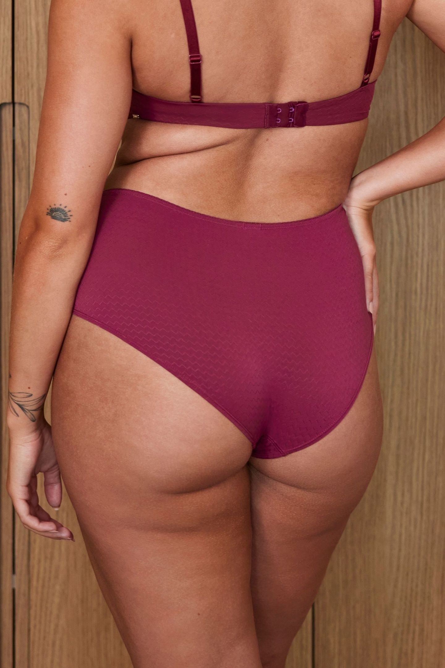 SHORTY ZIGZAG CASSIS 3