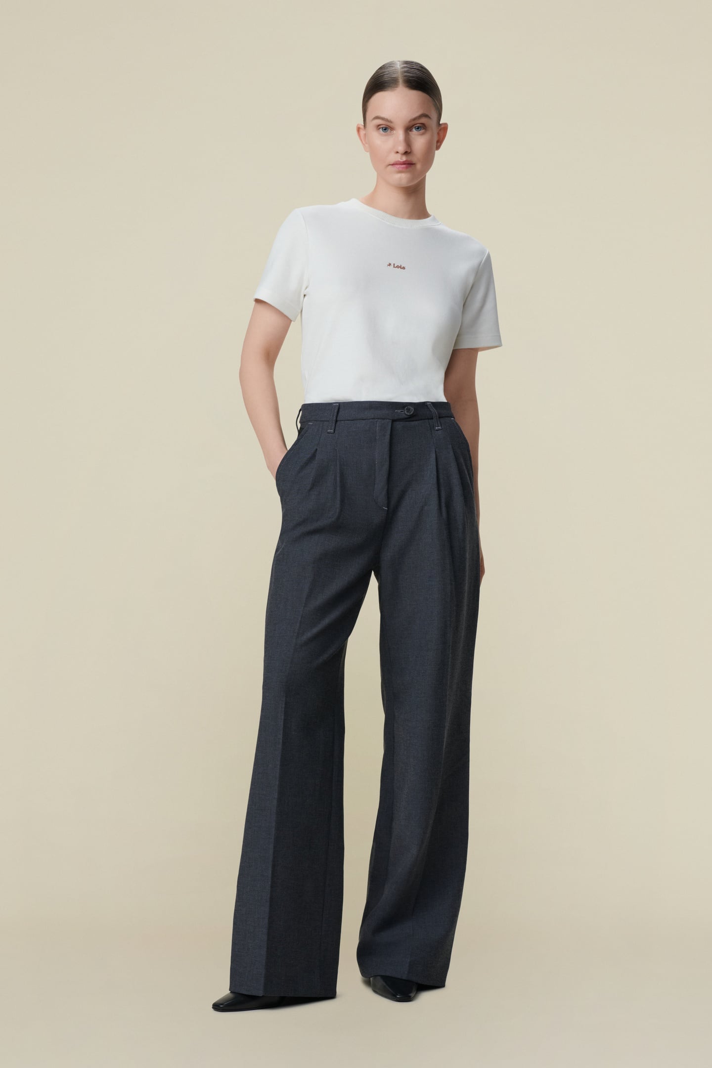 WANDA SUIT GREY 1