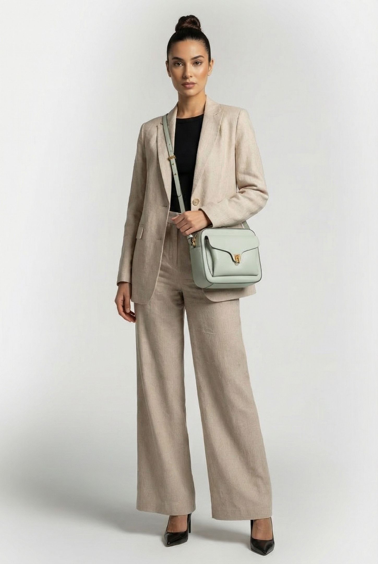 CROSS BODY BAG IN LEATHER 1