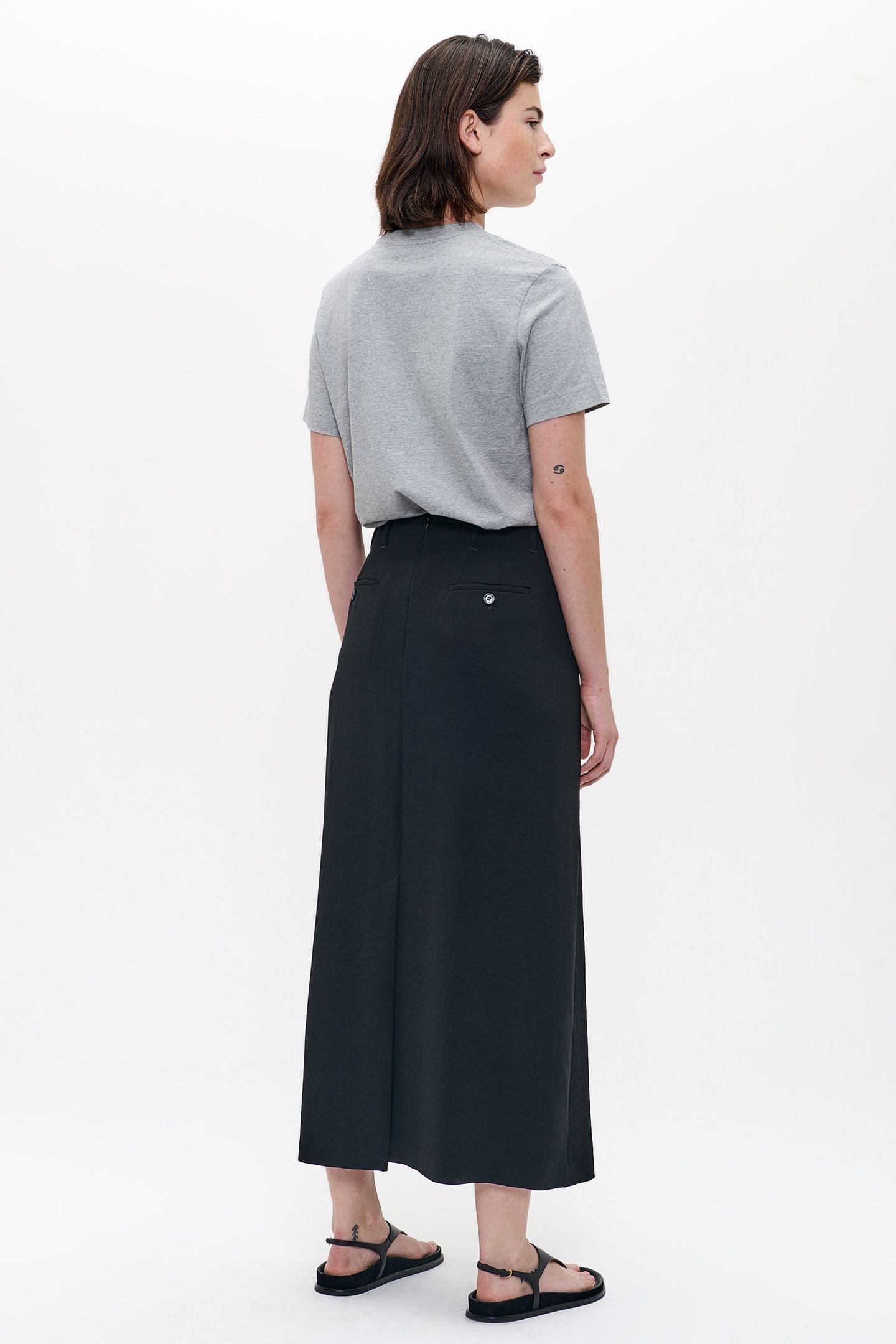 FLOWY LONG SKIRT BLACK 4