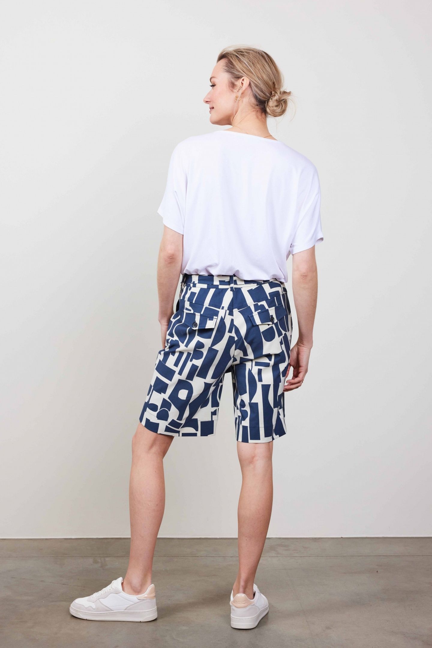 TRAVEL BERMUDA URBAN PRINT IN DARKBLUE WITH GALAXY PRINT 4