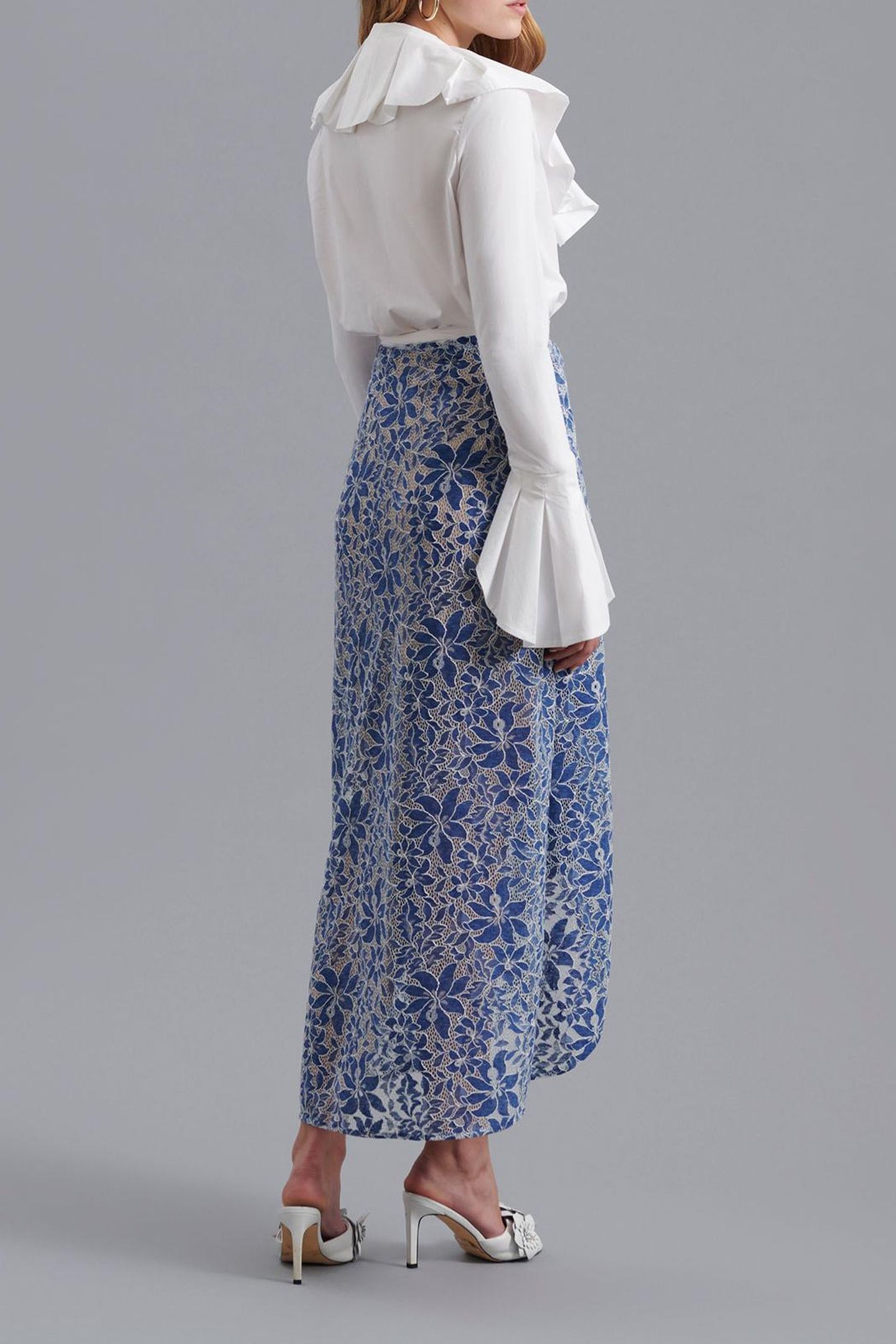 OLARIA WHITE 2
