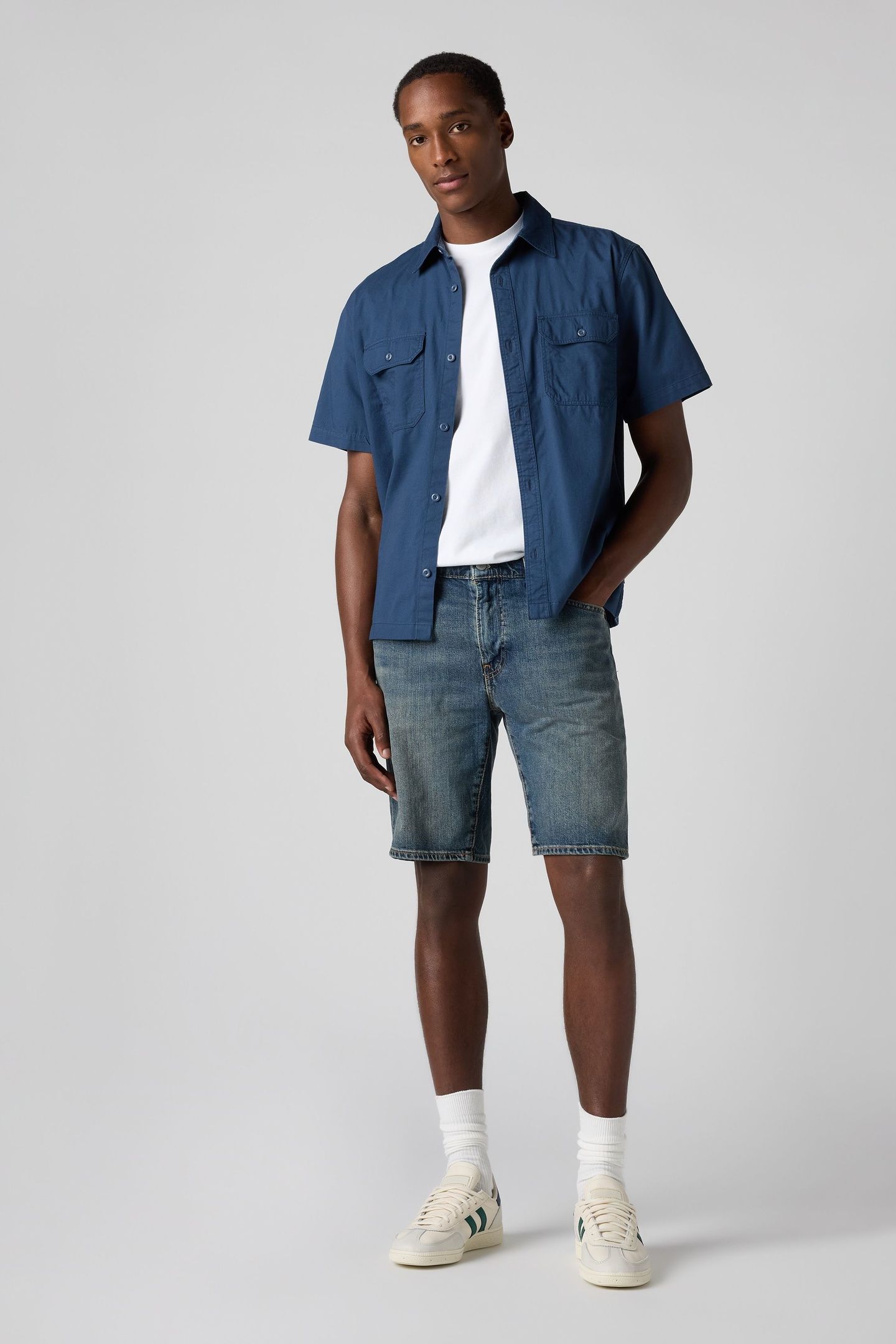 405 STANDARD SHORTS WHERE U AT SHORT 3