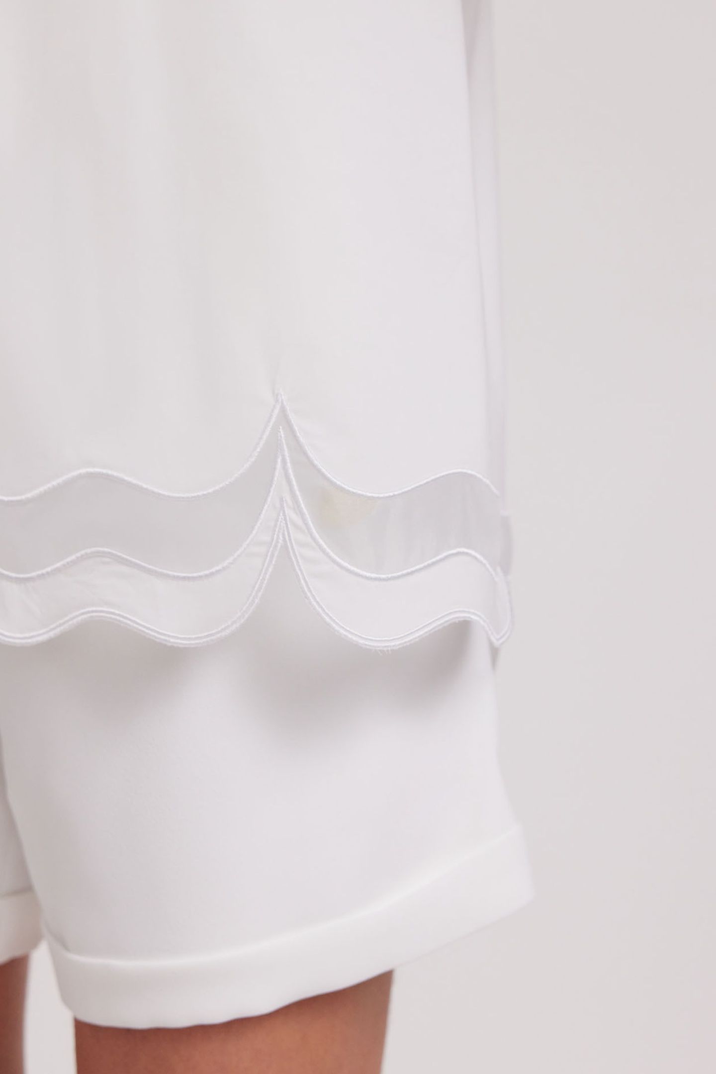 ZEPHYRA WHITE 7