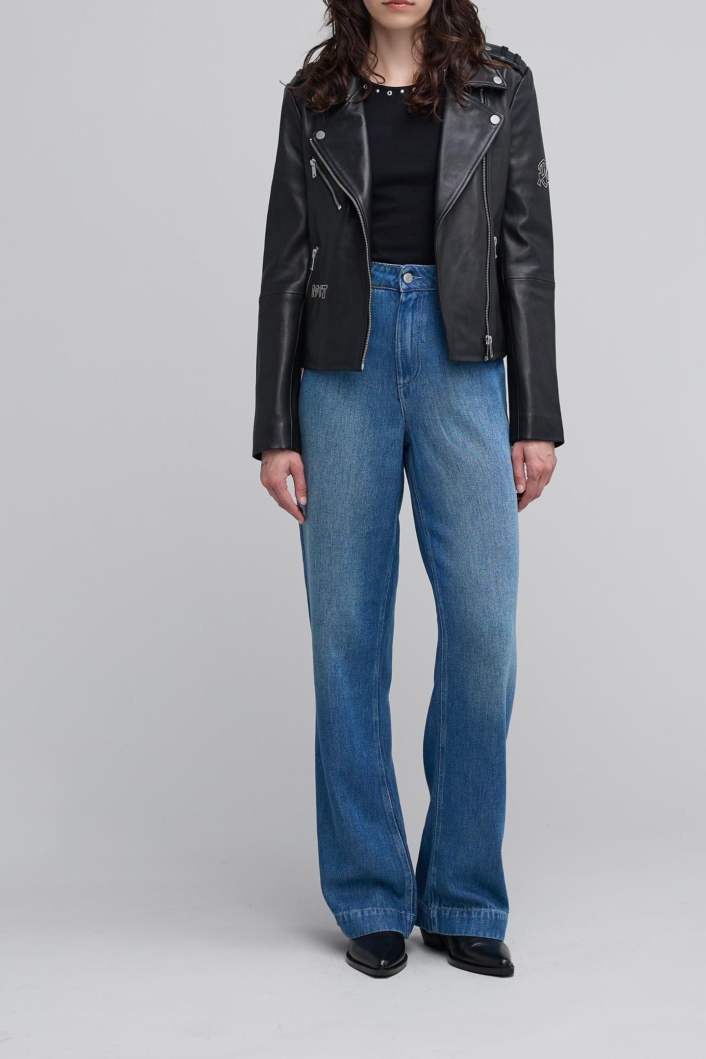 HIGH-WAISTED WIDE-LEG DENIM 3