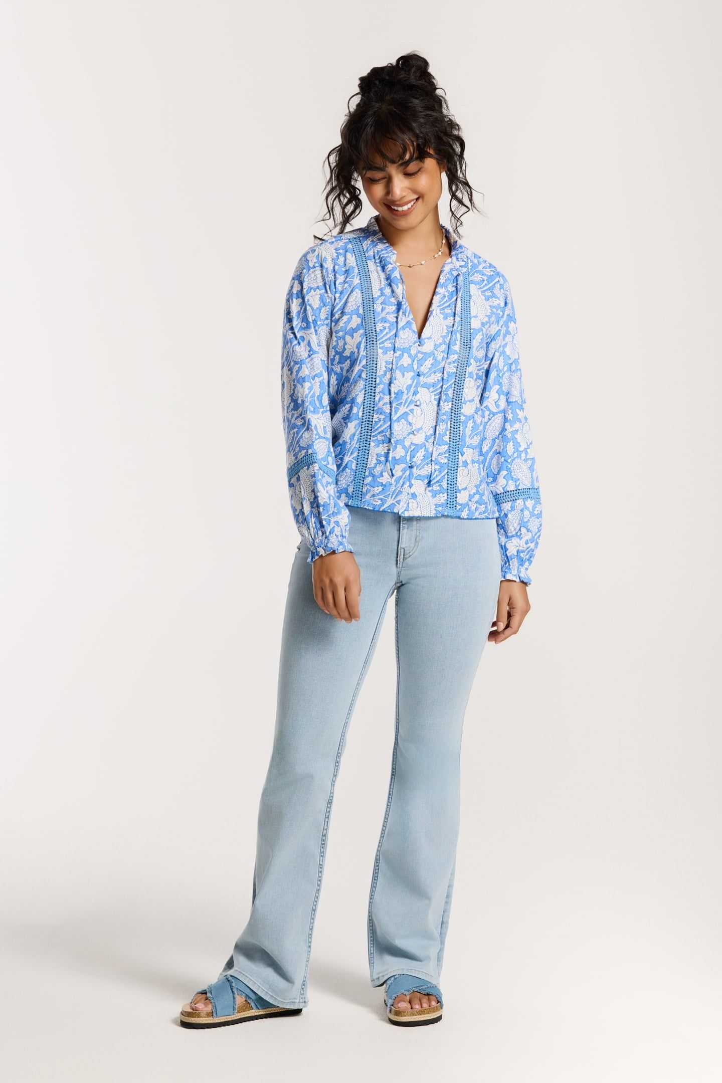 ELSIE BLOUSE FLOWER BLUE PERIWINKLE FLOWER 2