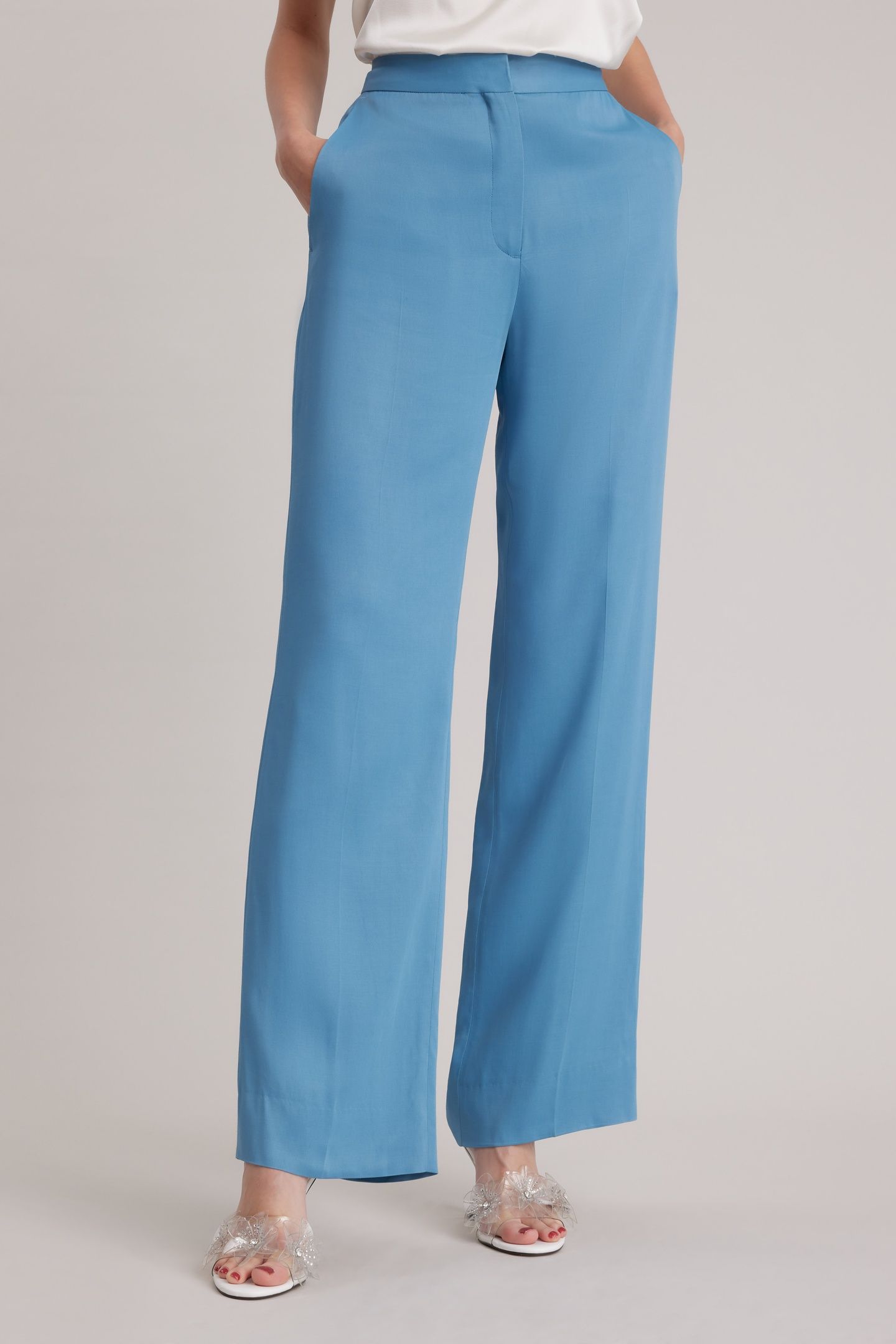 LORIA ICY BLUE 1
