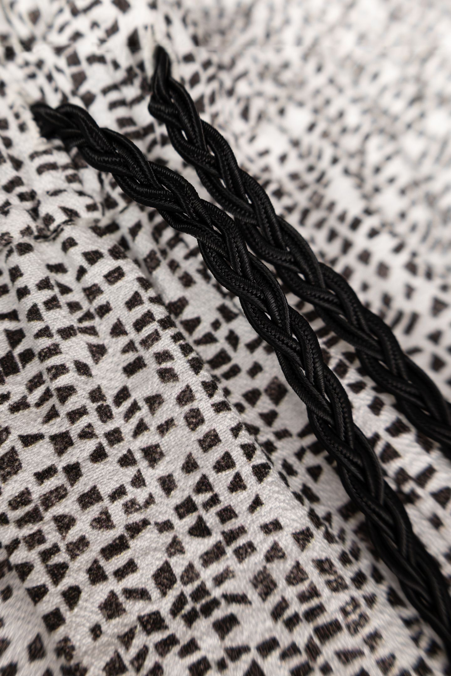 BLACK GRAPHIC PANTS 6