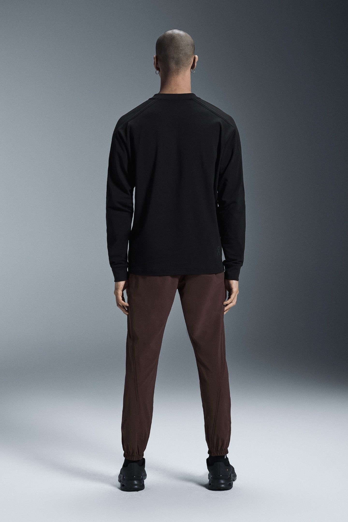 STUDIO CREW 1 M BLACK 4