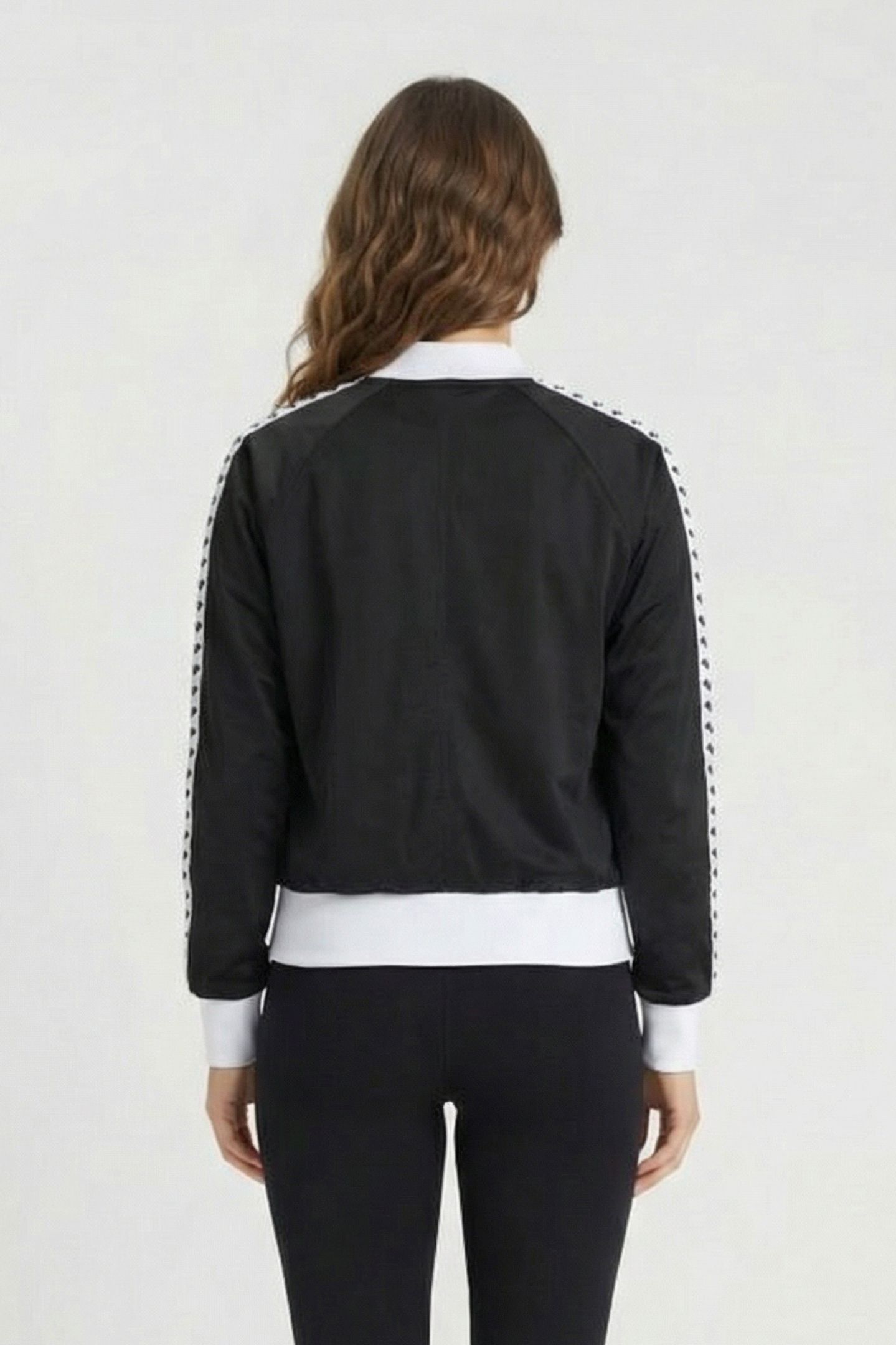 W RELAX IV TEAM JACKET BLACK-WHITE-BLACK 2