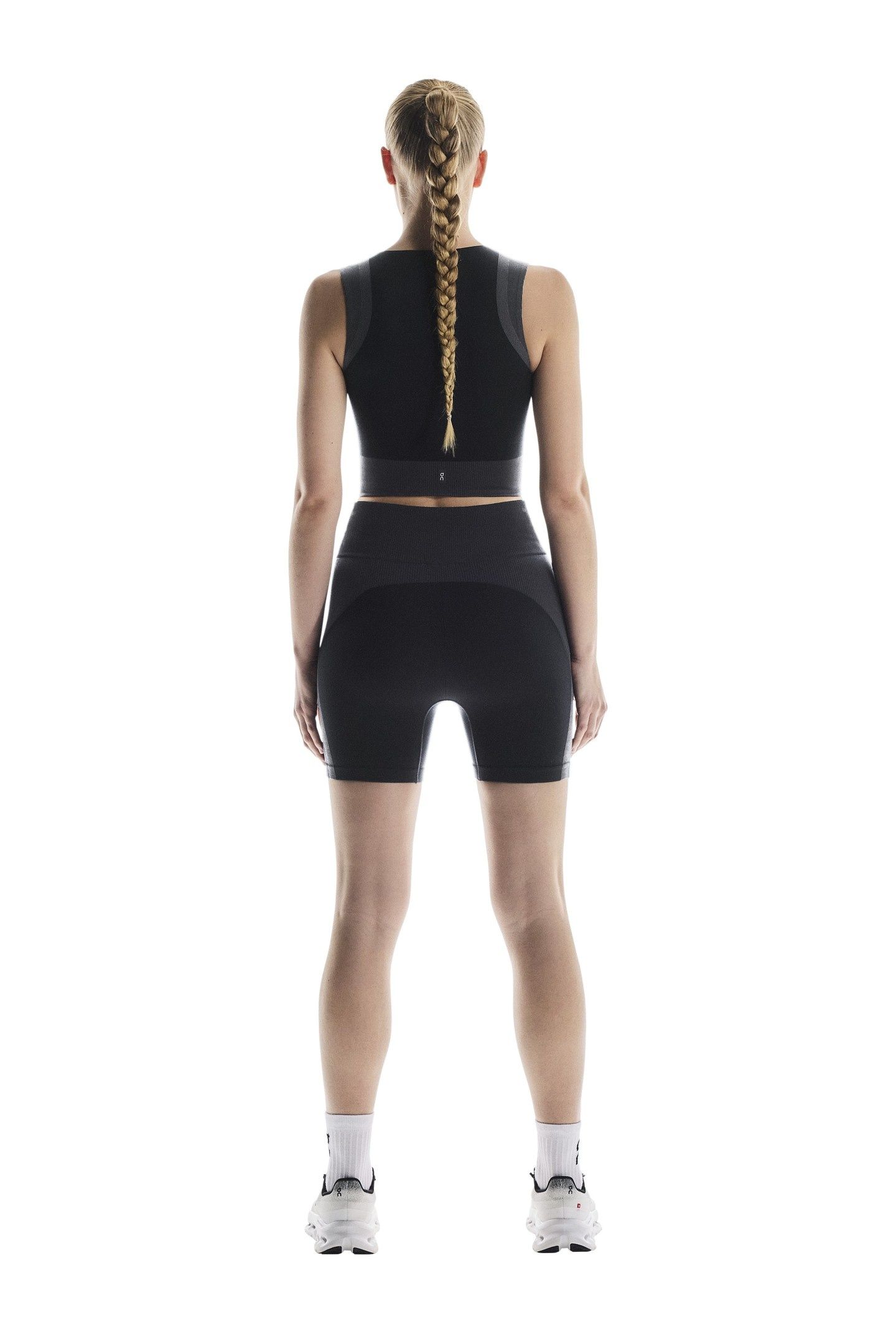 STUDIO KNIT CROP 1 W BLACK | ECLIPSE 6