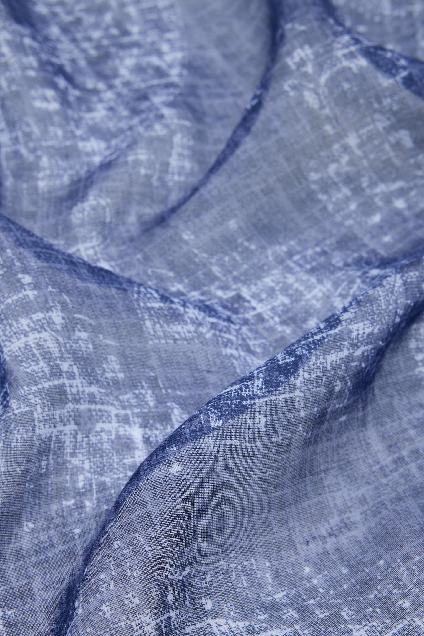 PAISLEY MOTIF DIAMOND SCARF CORNFLOWER H 3