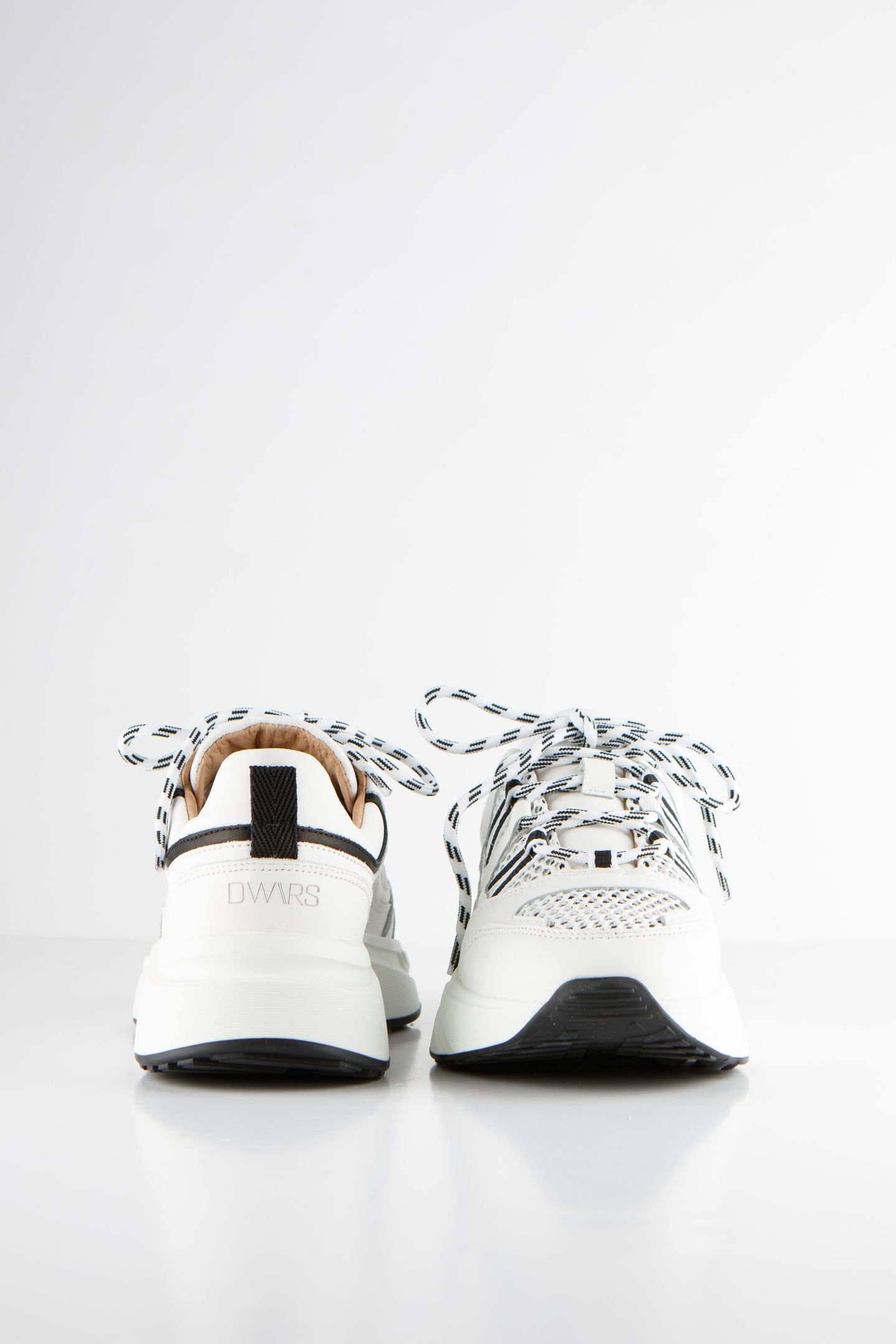 SENJA SNEAKER BLACK / WHITE 3