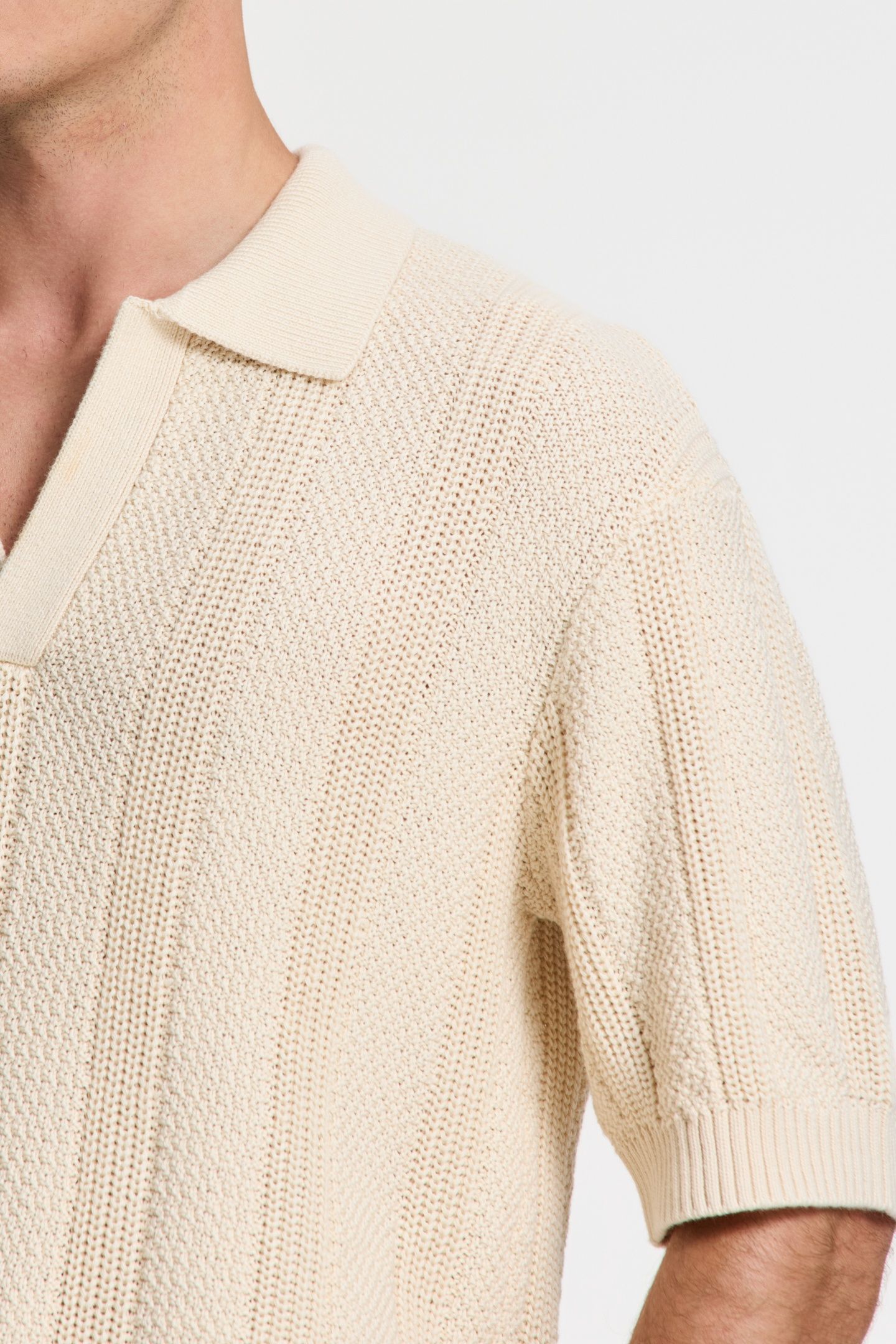 PITT KNITTED POLO SOLID BEIGE 6