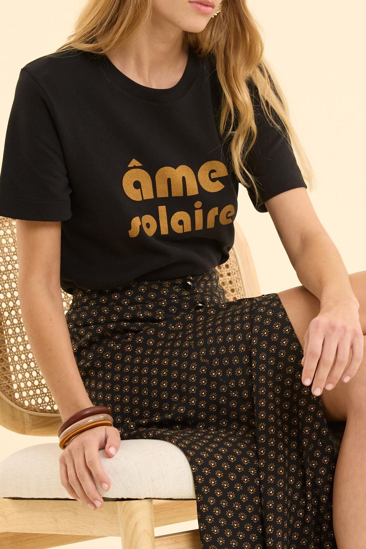 SHORT-SLEEVED BLACK T-SHIRT WITH CAMEL MESSAGE BLACK 8