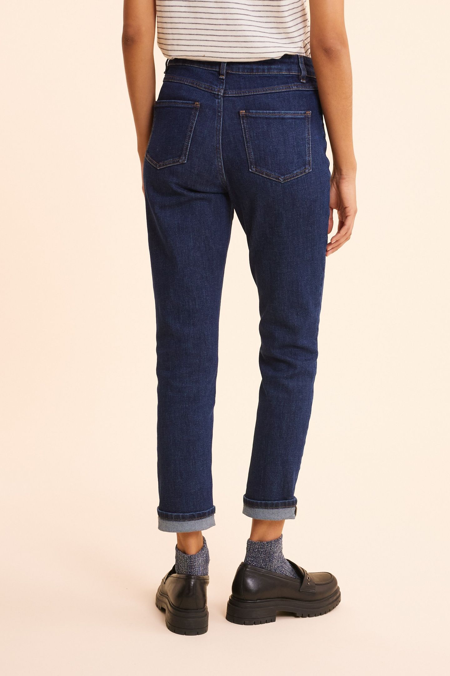 BLUE STRAIGHT JEANS WITH METAL DOUBLE HEART LOOPS DARK BLUE 4