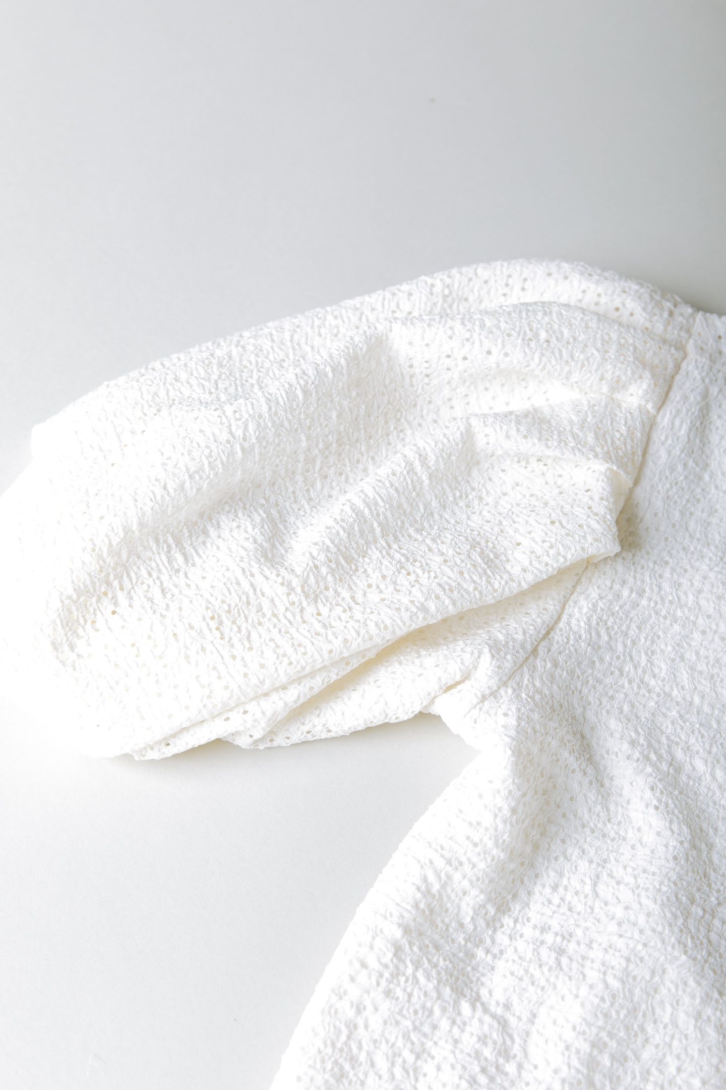 MILEY KNITTED STRUCTURE WRAP TOP OFF WHITE 4