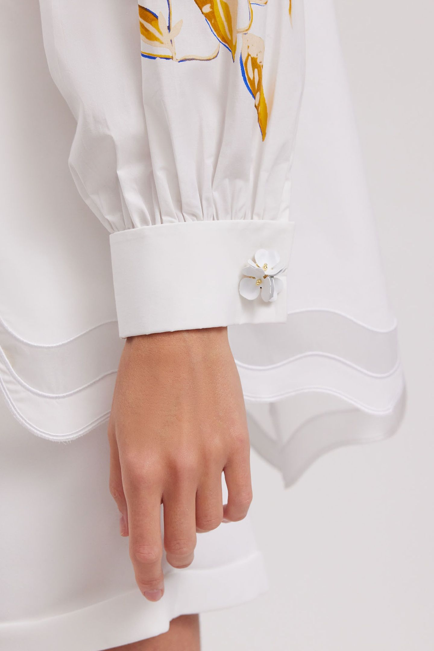 ZEPHYRA WHITE 5