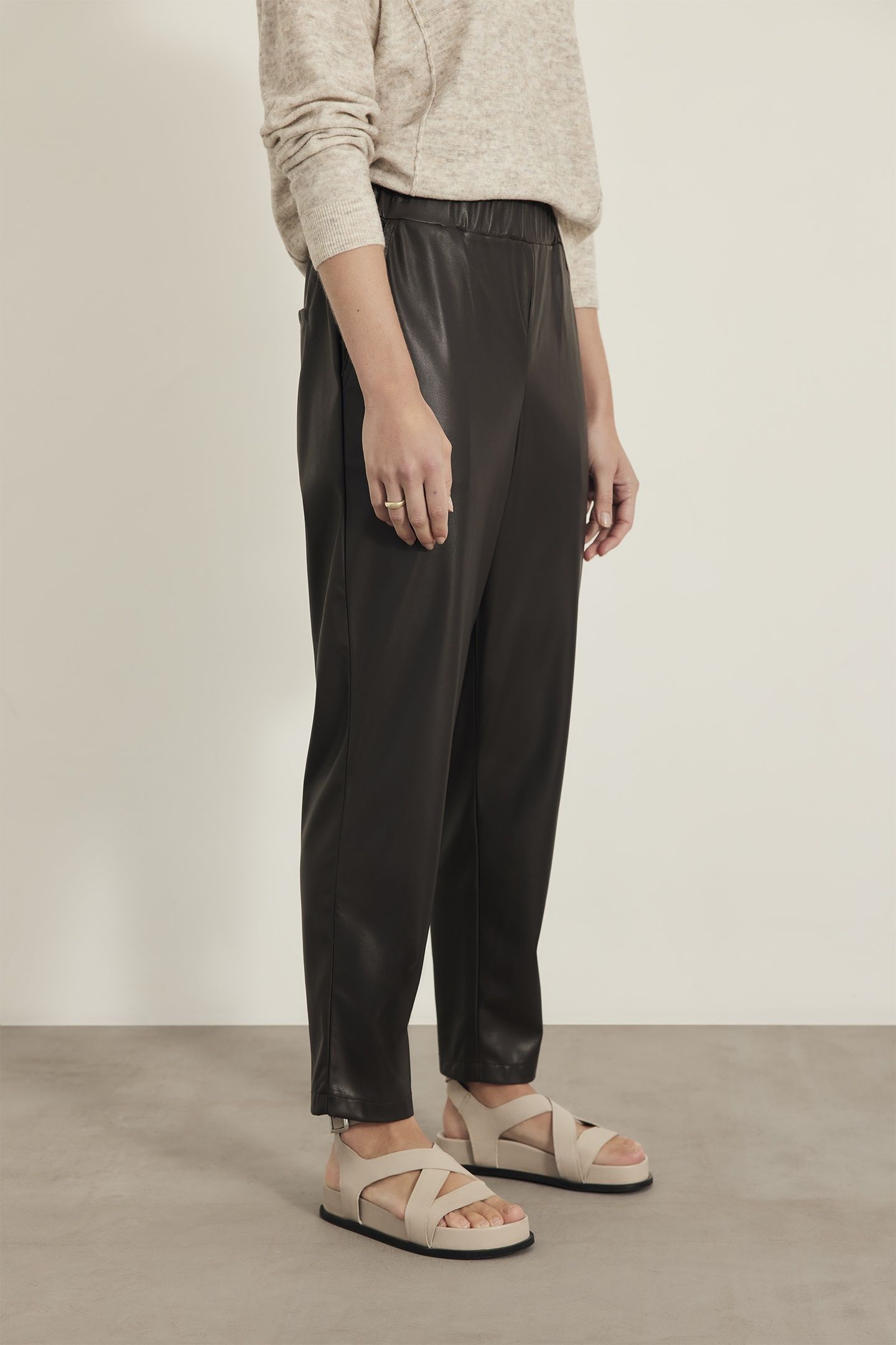 SALLY PANTS CHOCO 6