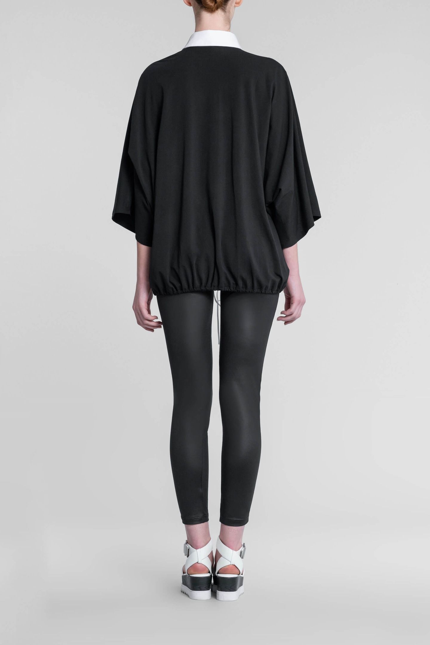 UVEA BLACK 2