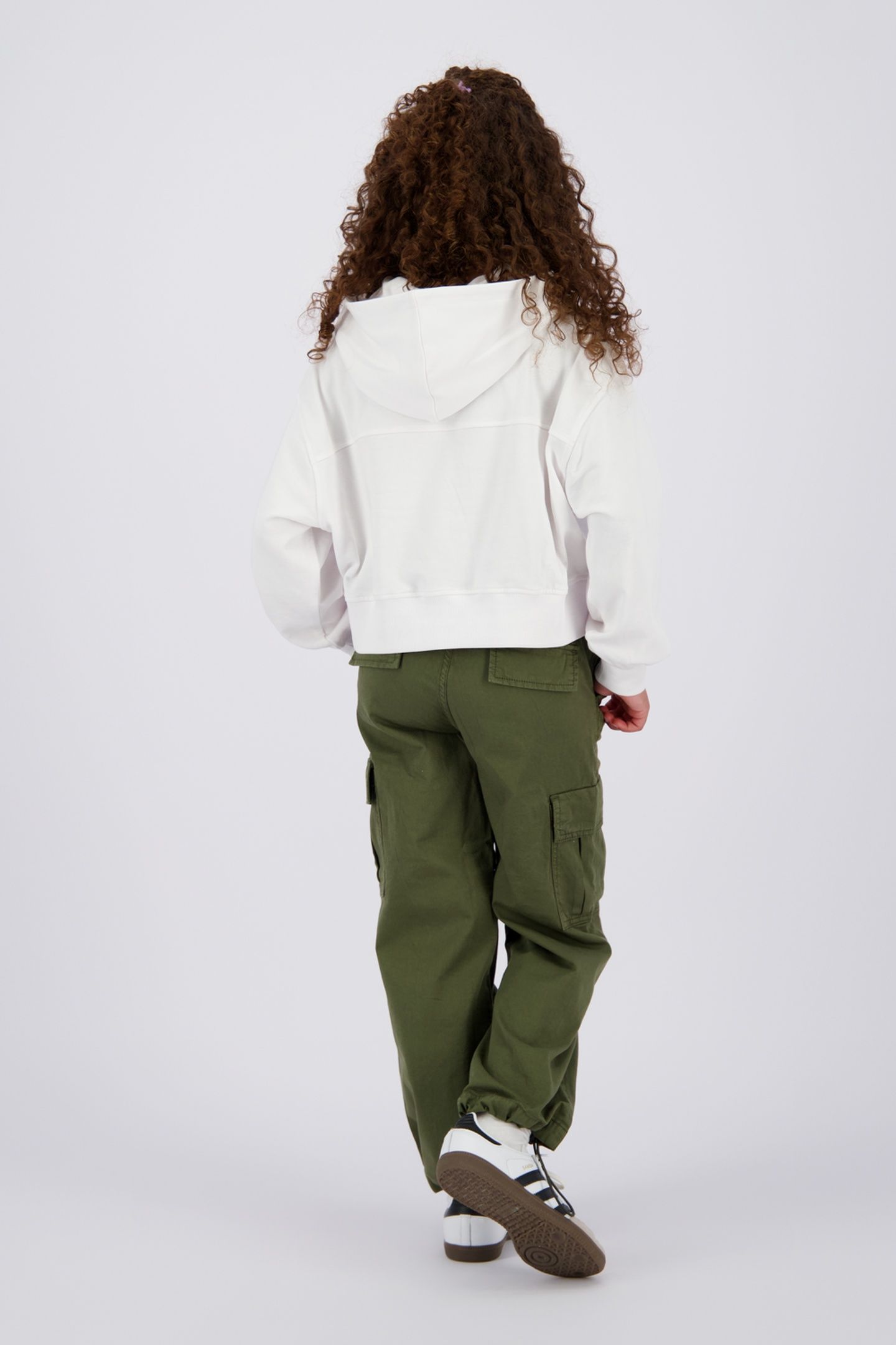 NIVA REAL WHITE 4