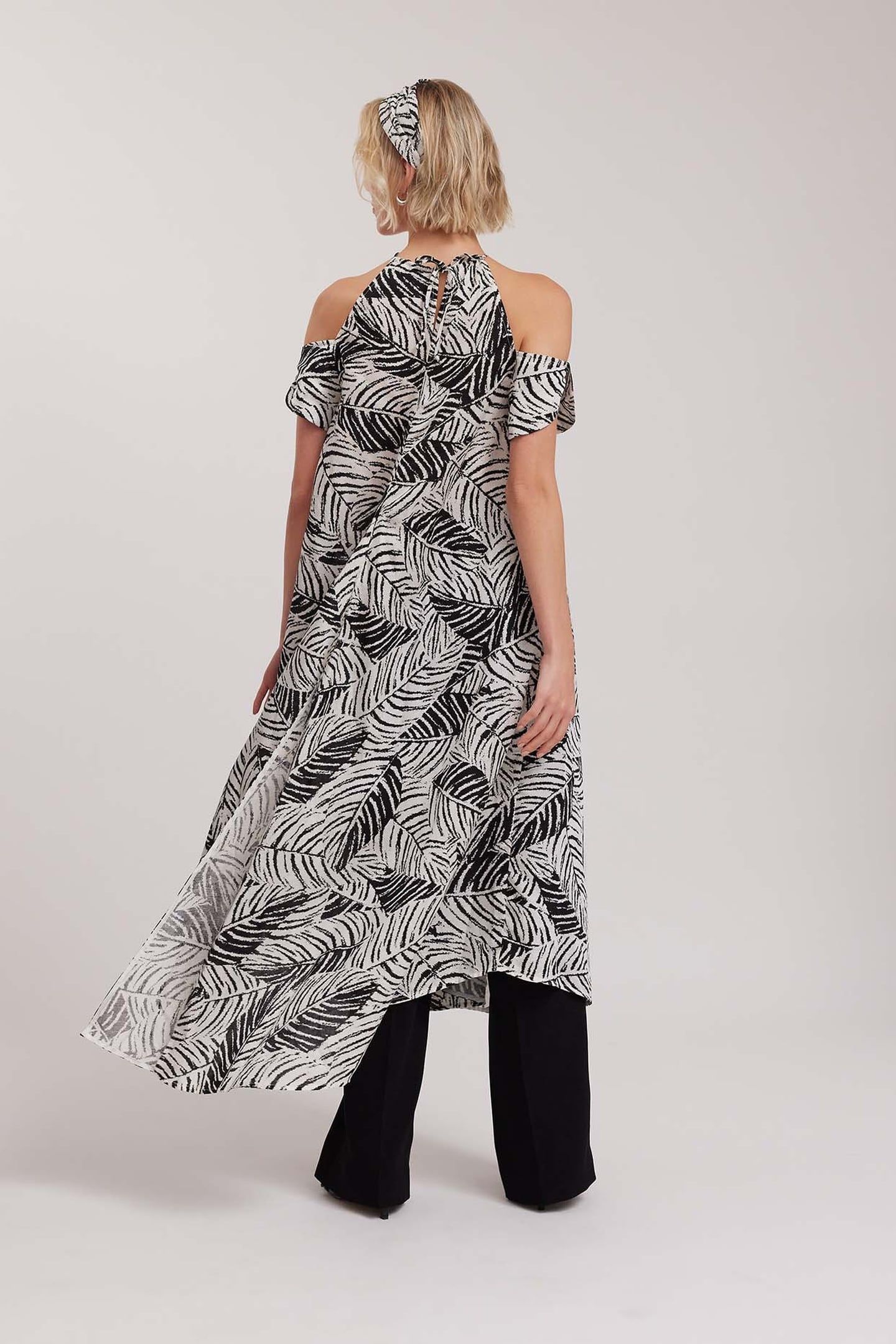 AGATHE BLACK/WHITE 2