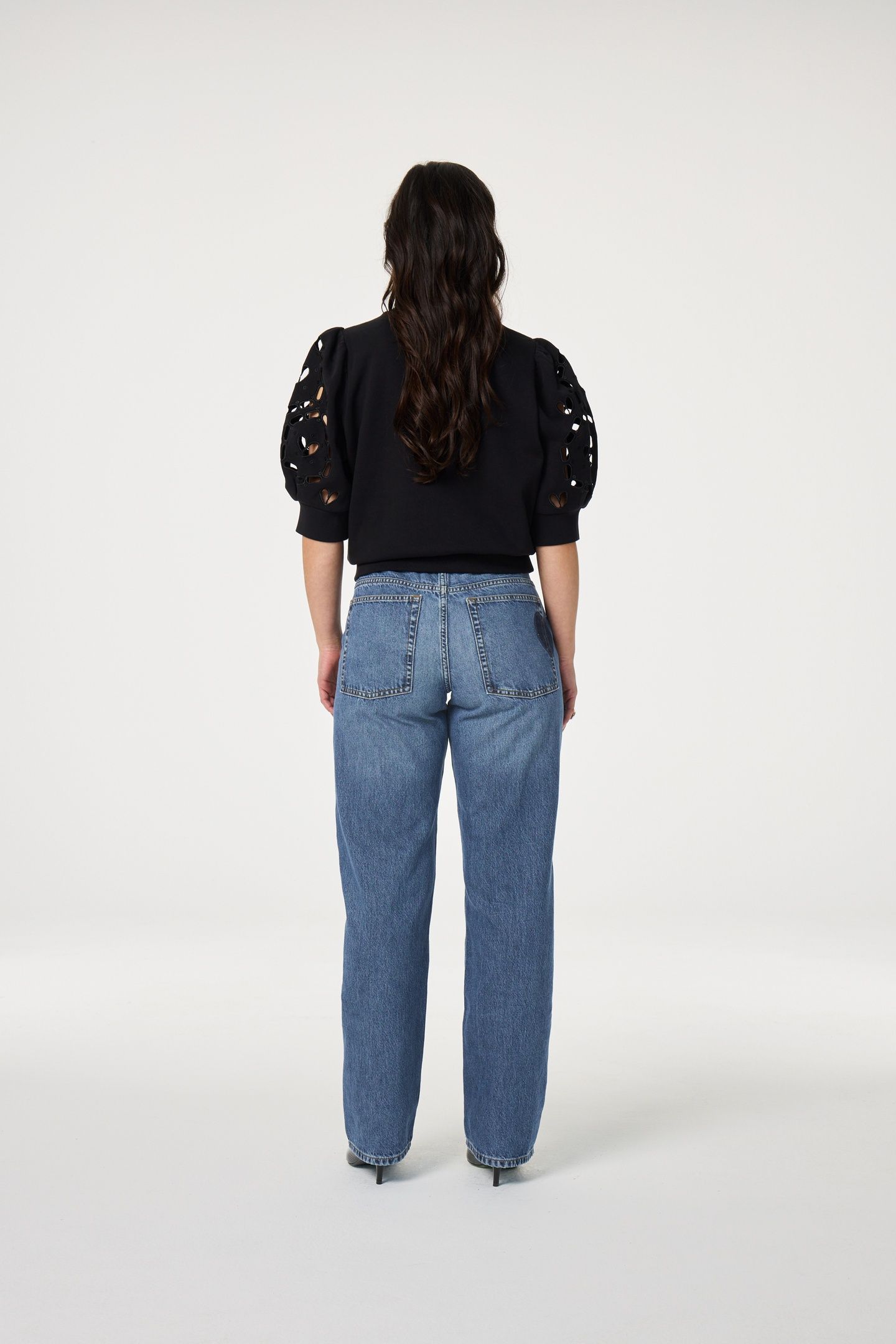 HENRIETTE SWEATER BLACK 2