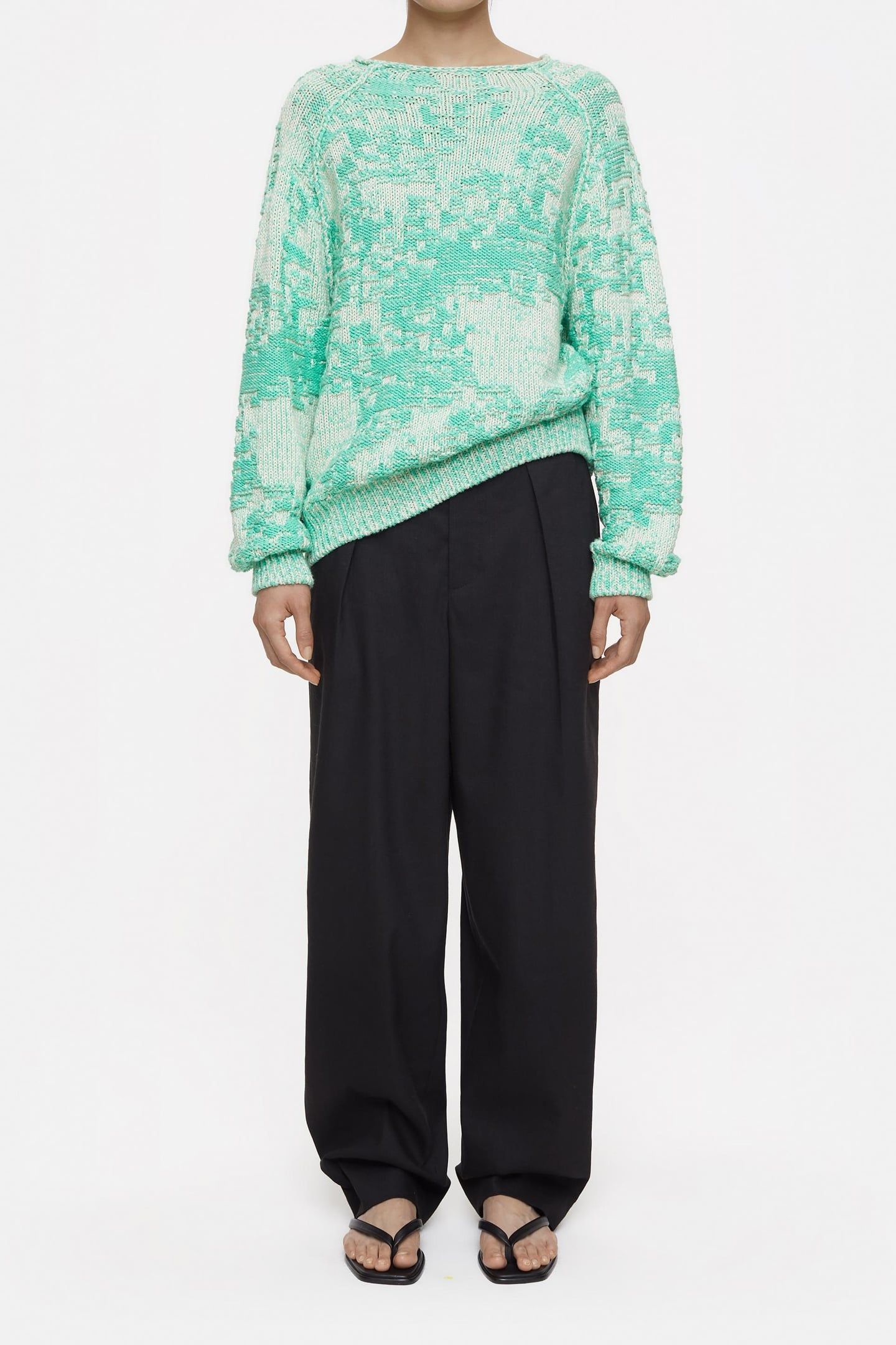 CREW NECK LONG SLEEVE KNITS GREEN KICK 1
