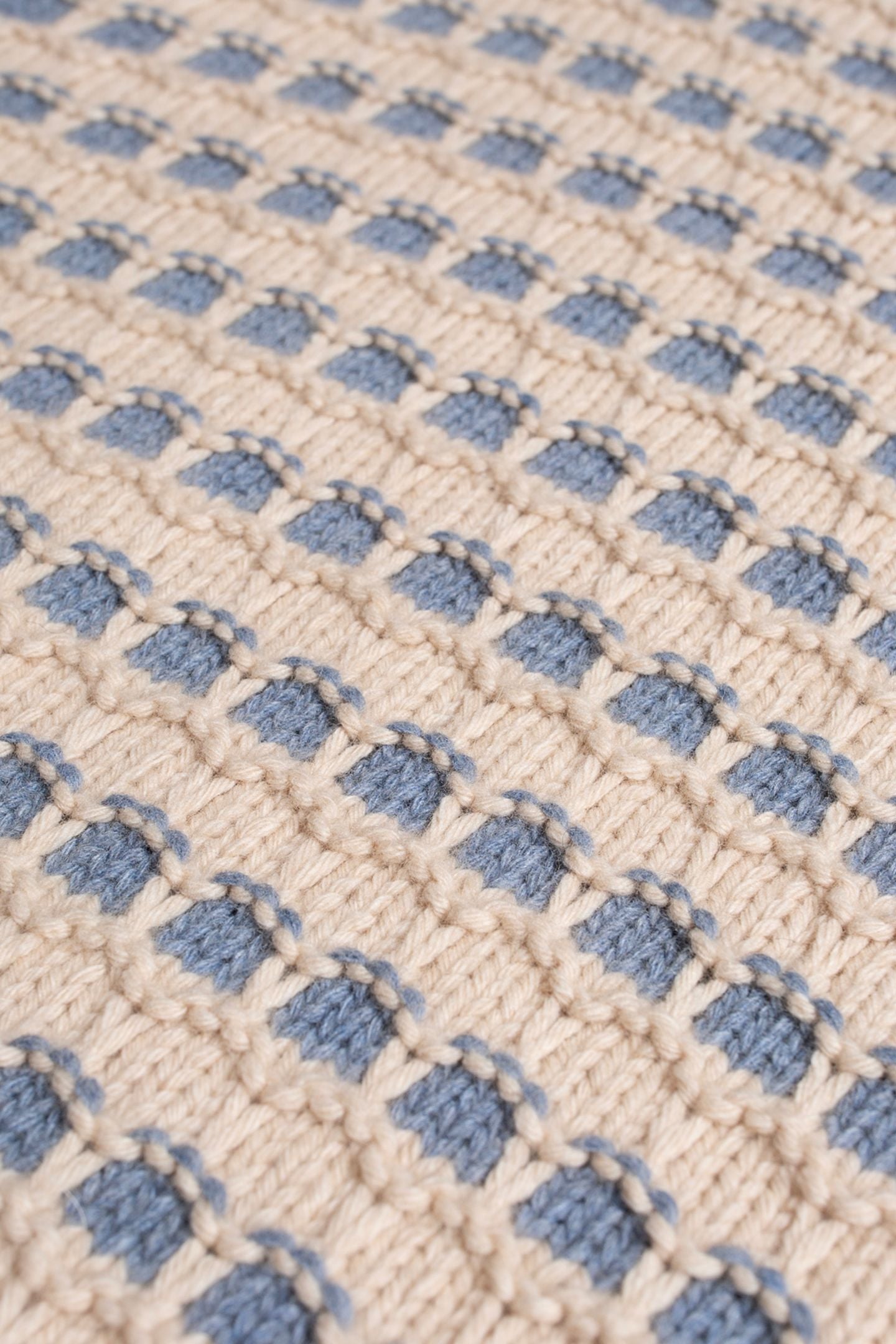 GERD STRIPED KNIT SWEATER BLUE 5