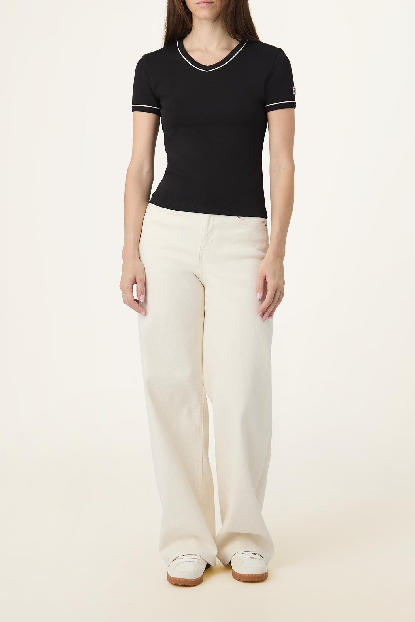 PORTELLO SLIM V-NECK T-SHIRT BLACK 2