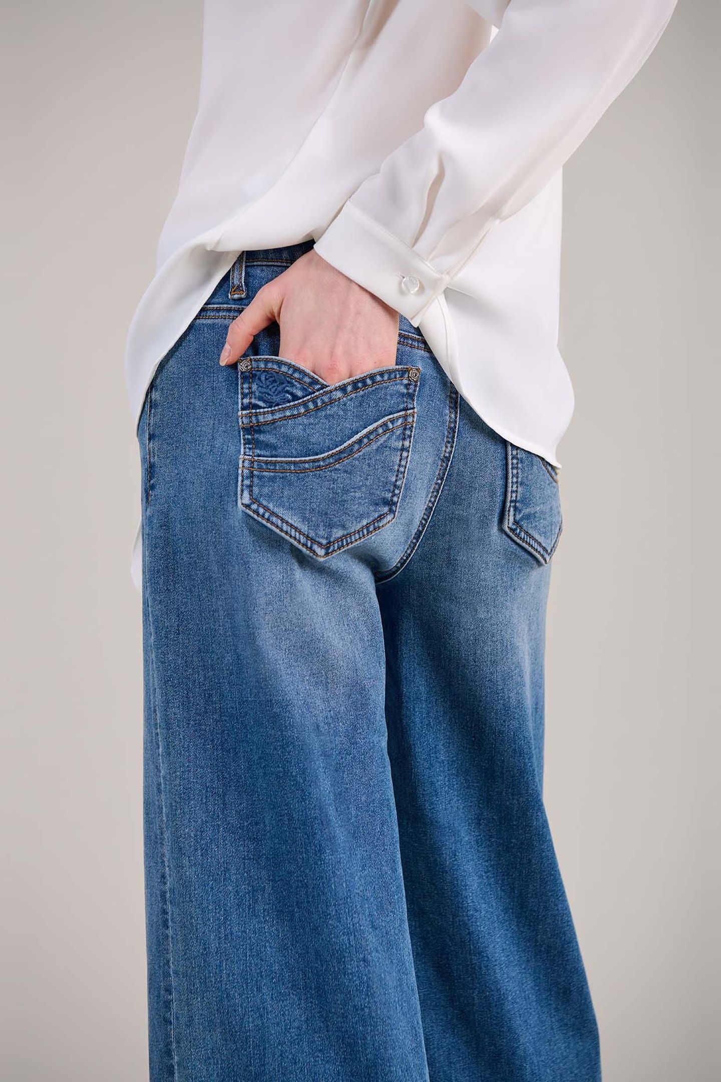 BAIONA DARK NAVY 4