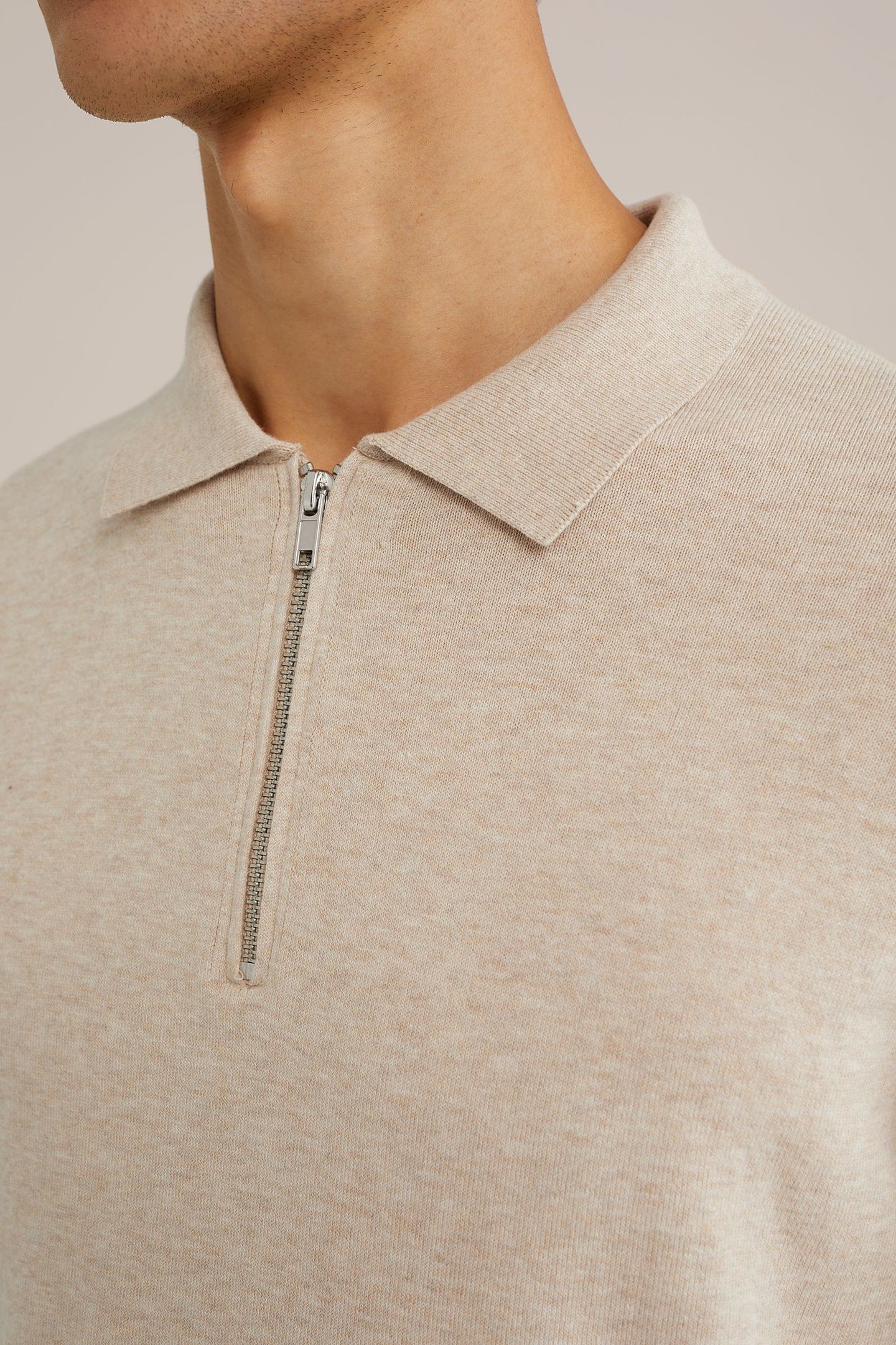 HALFWAY ZIPPER BEIGE 5