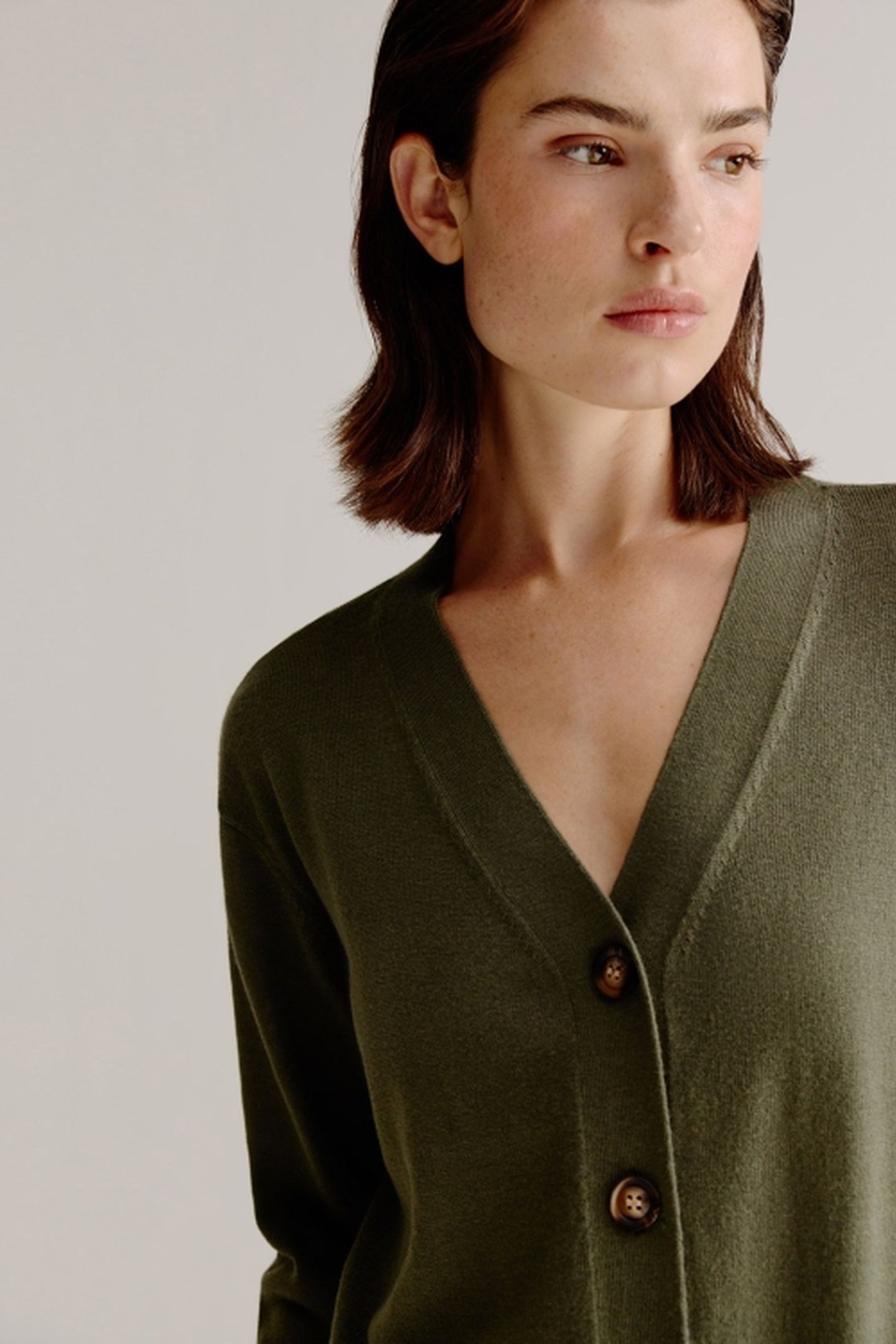 AUGUST CARDIGAN PESTO 5