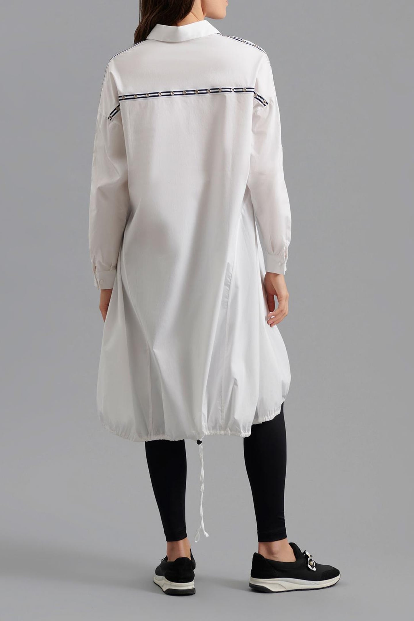 VANNIE WHITE 2