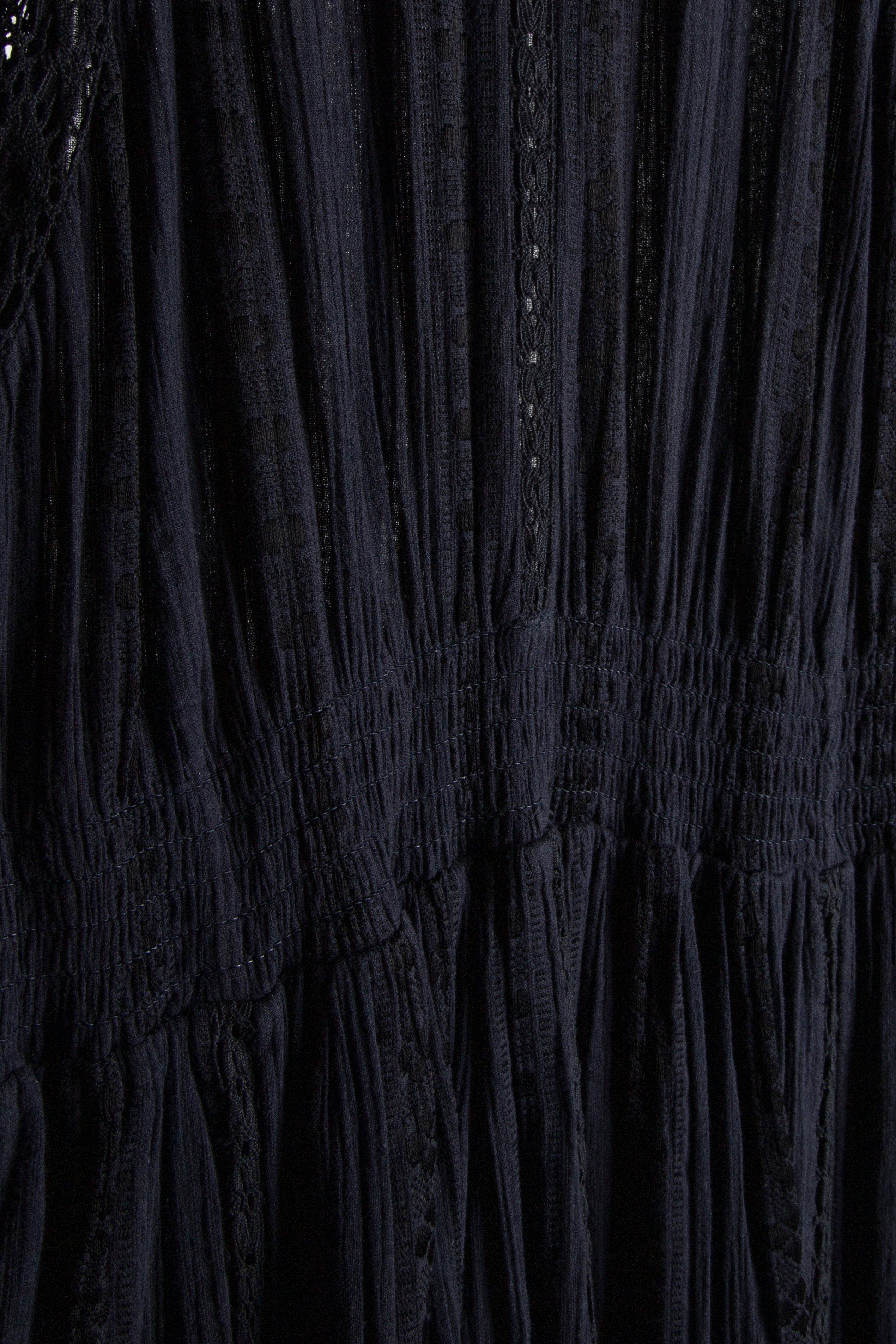 JAENA BLACK 4