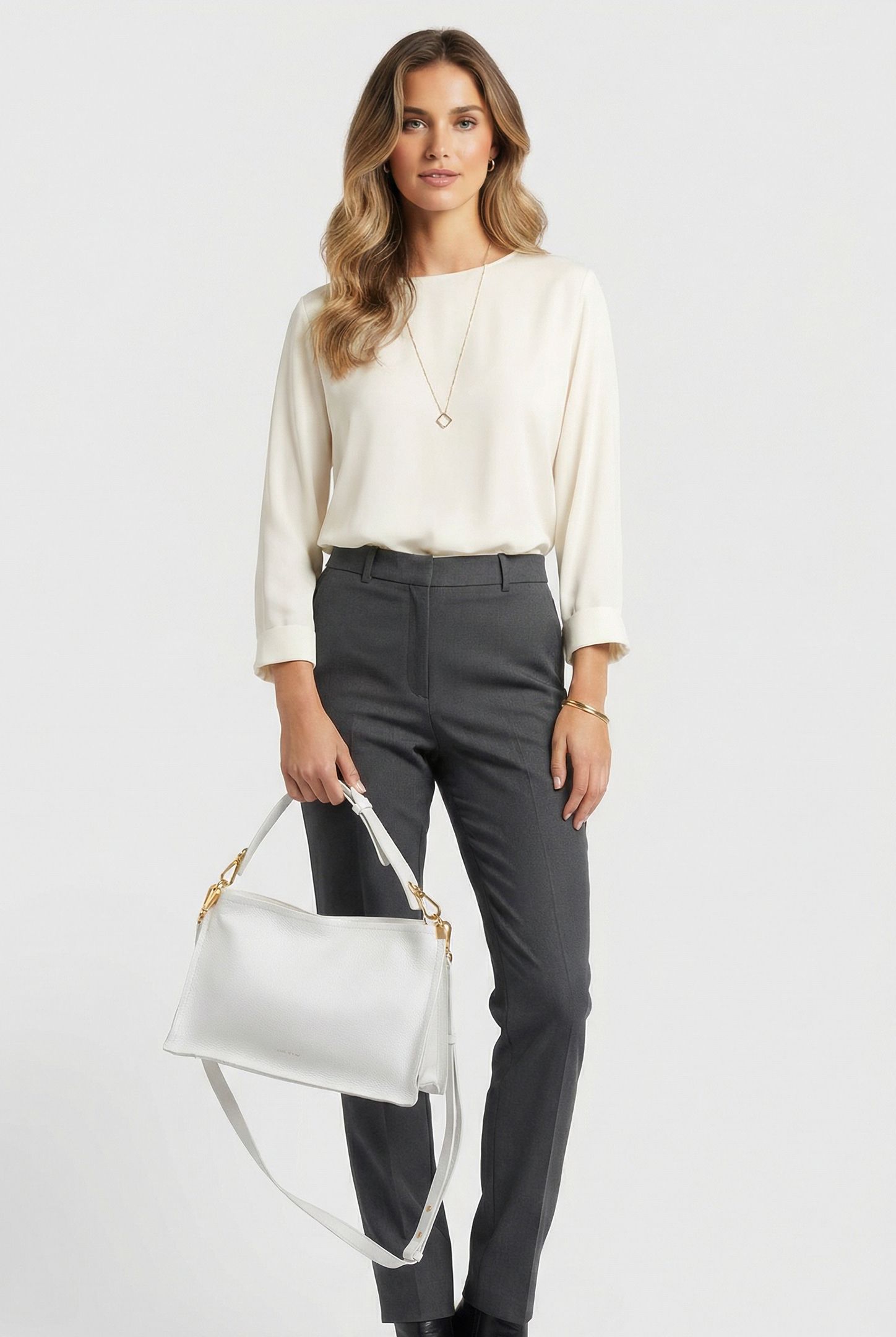 LEATHER SHOULDER BAG WITH STRAP IN WHITE 1