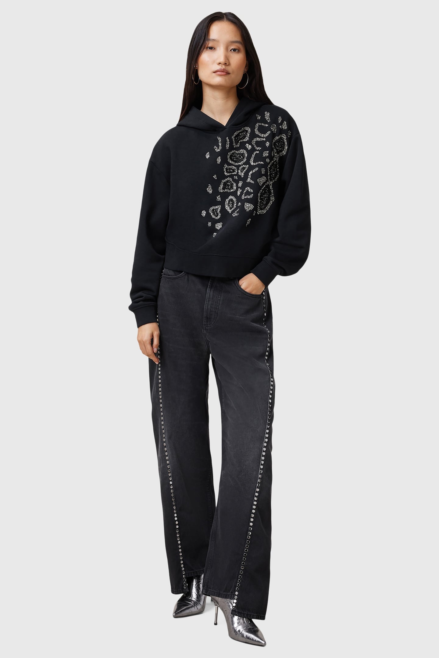 FLOW EMB PIPPA HOODY BLACK 1