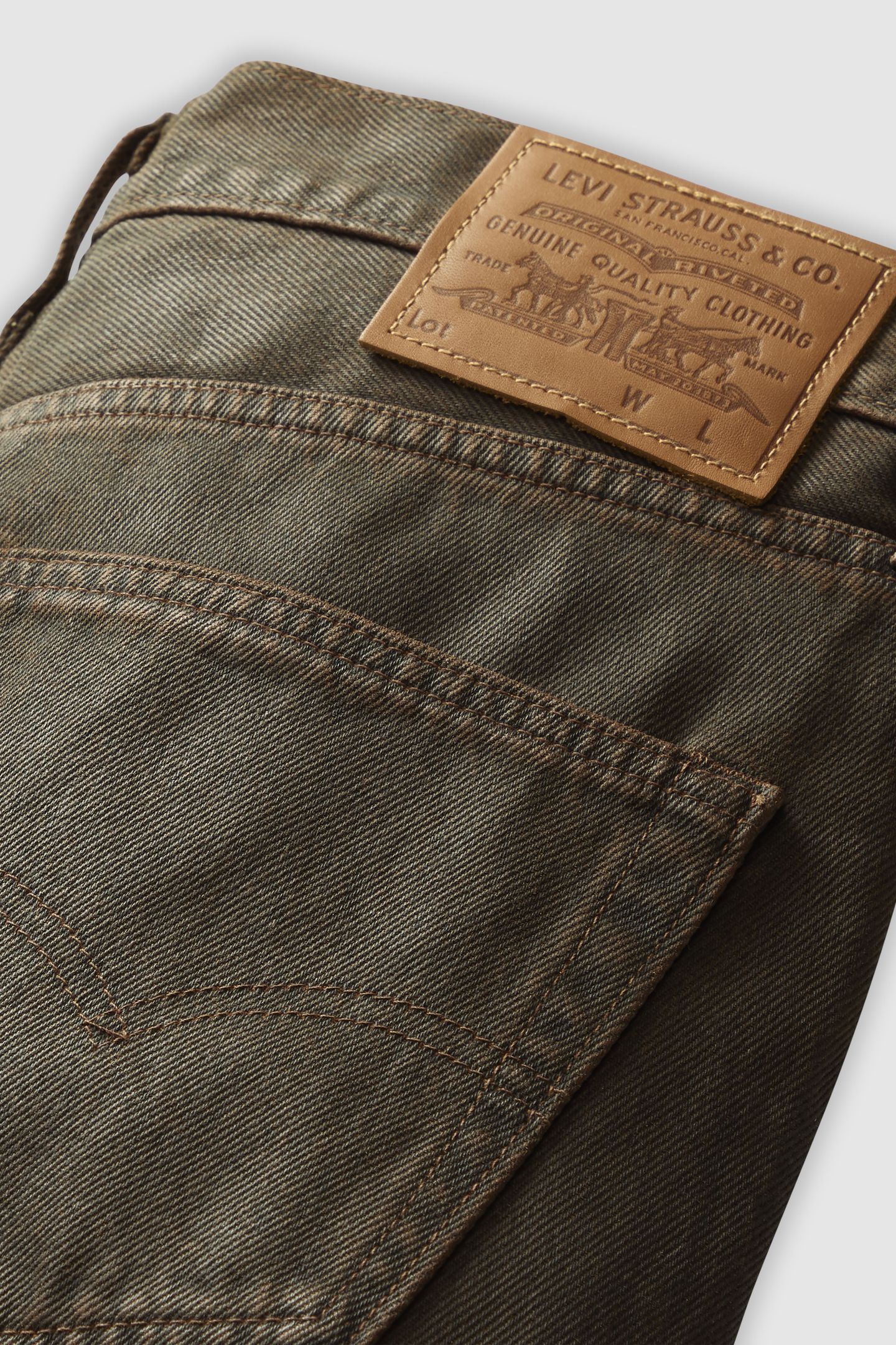 568™ LOOSE STRAIGHT JEANS BROWN 7