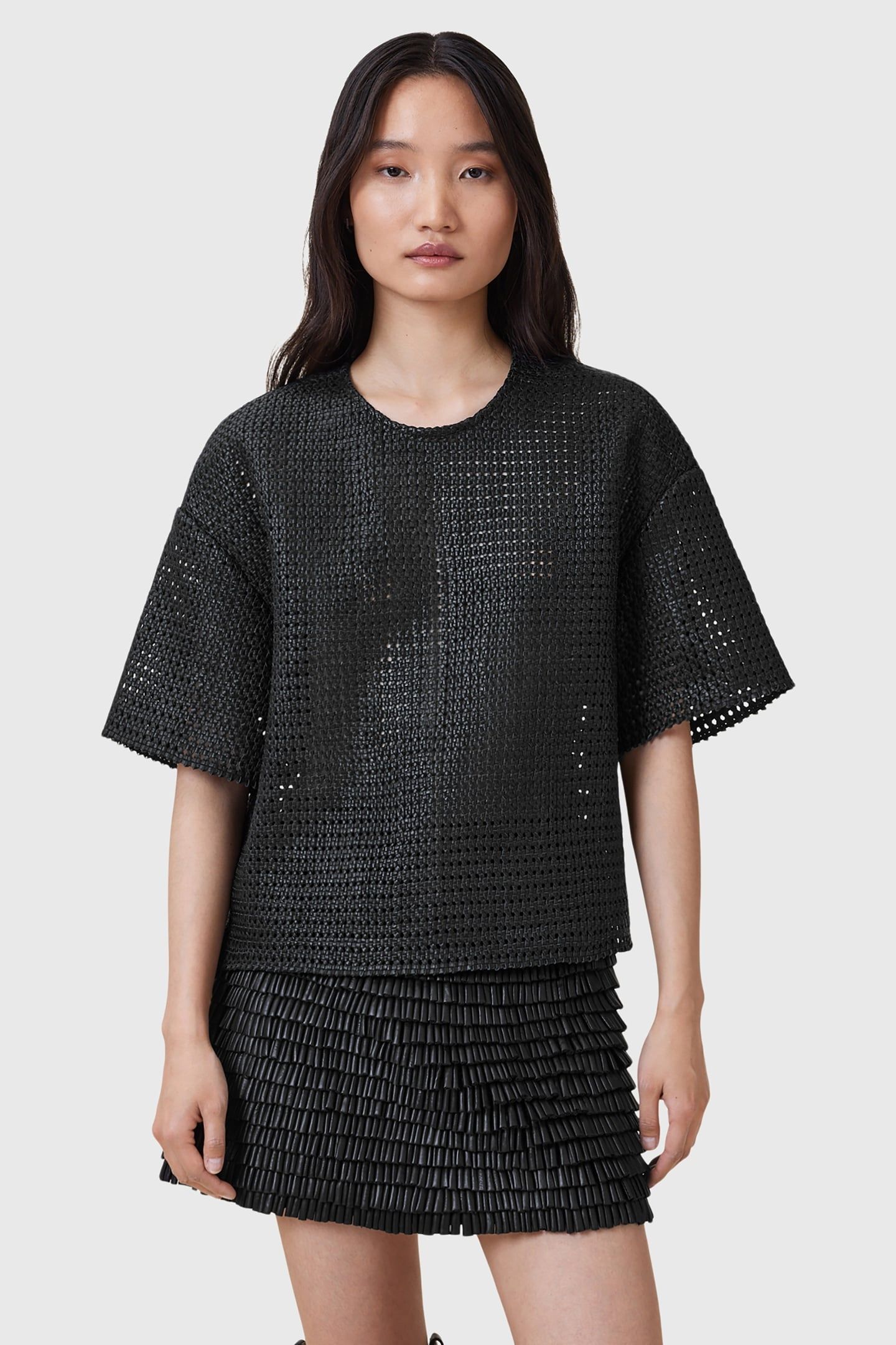 NESSA LEA TEE BLACK 3